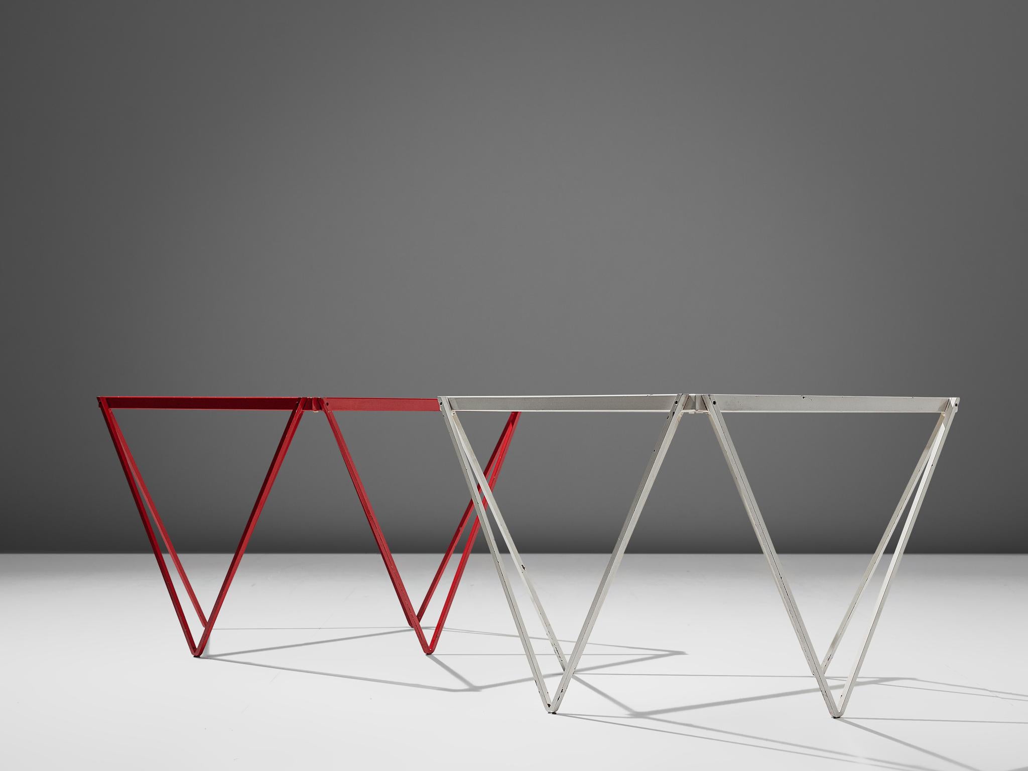 Mid-Century Modern Pair of Minimalistic Nesting Tables in White and Red Lacquered Metal