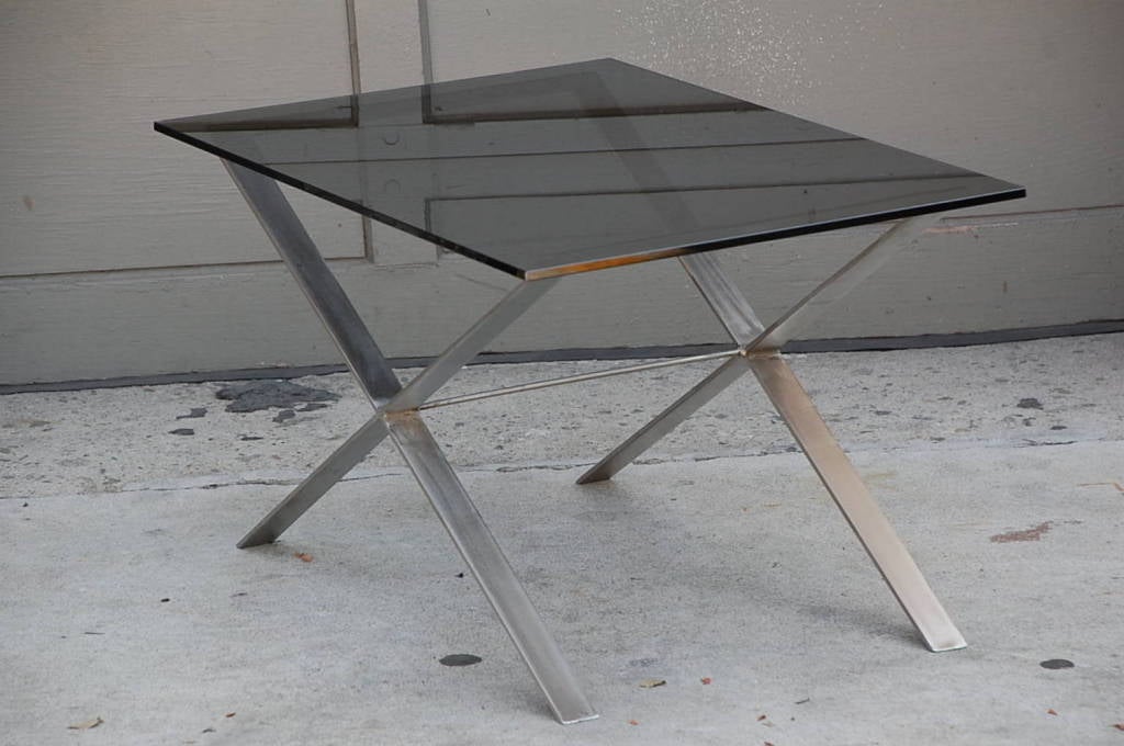 Pair of Minimalistic Stainless Steel and Glass Side Tables For Sale 4