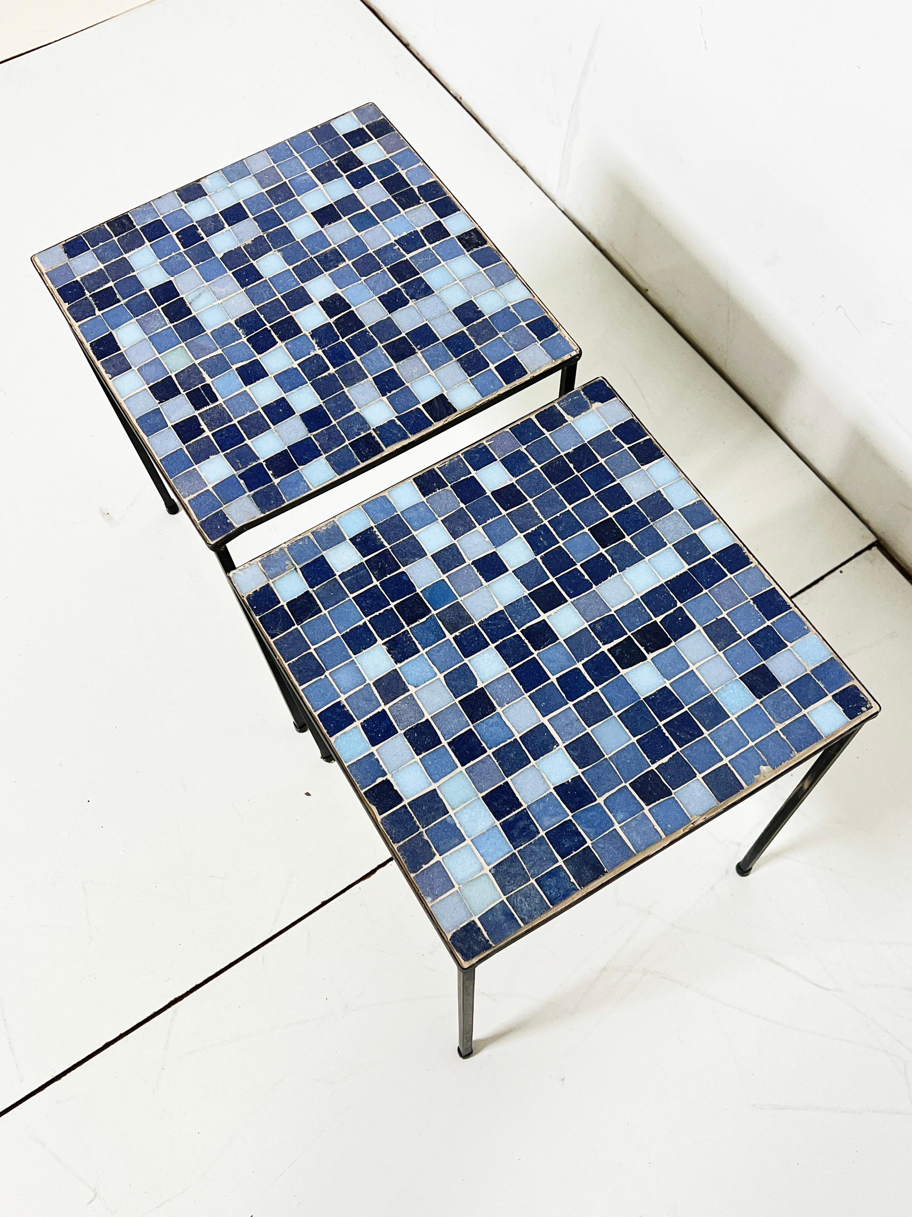 Pair of Minimallist Italian Murano Glass Tile Side Tables Circa 1950s In Good Condition For Sale In Peabody, MA