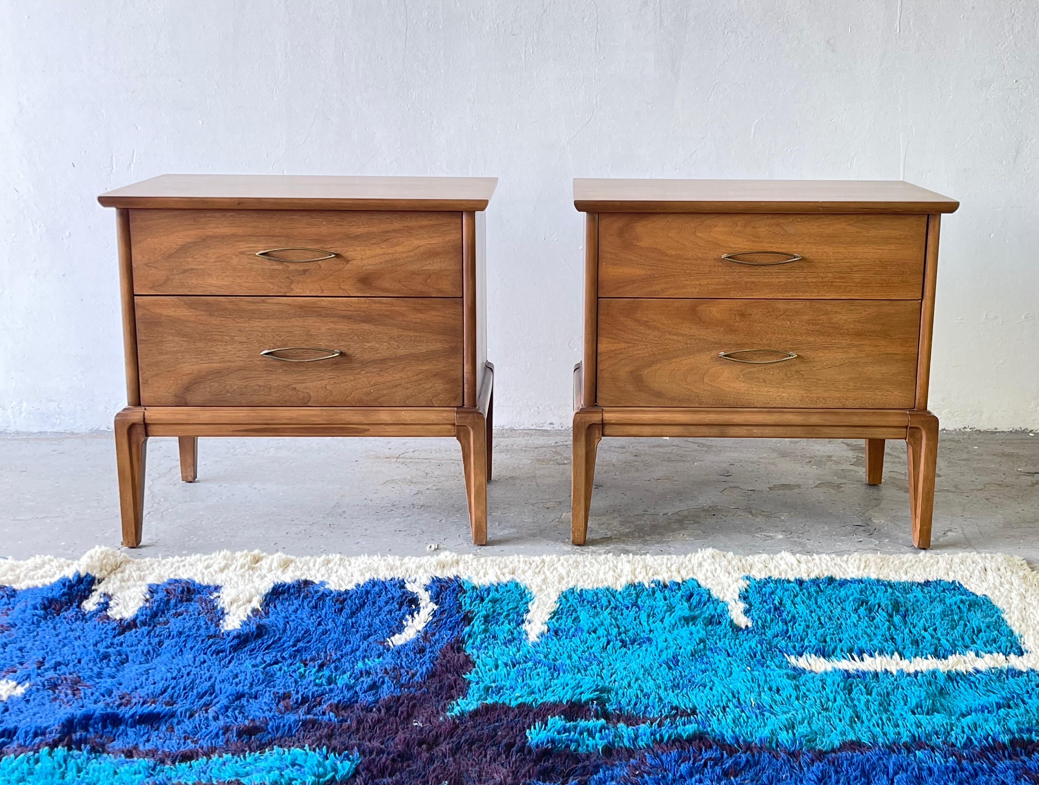 American Pair of Mint Mid-Century Modern Nightstands with Cats Eye Pull