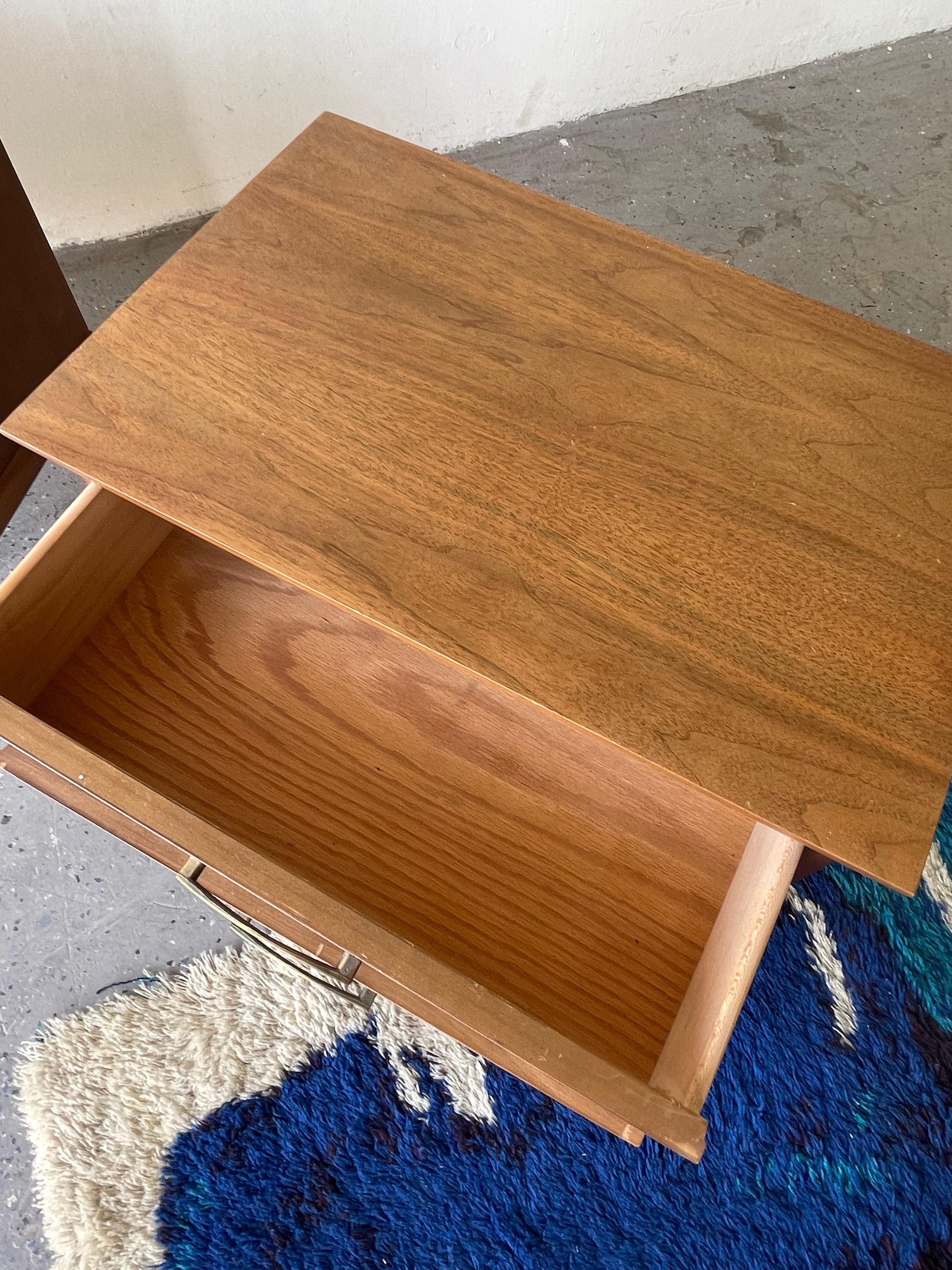 Walnut Pair of Mint Mid-Century Modern Nightstands with Cats Eye Pull