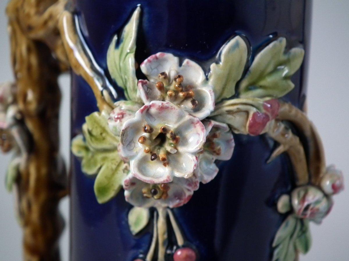 Pair of Minton Majolica Berry and Blossom Vases with Handles 6