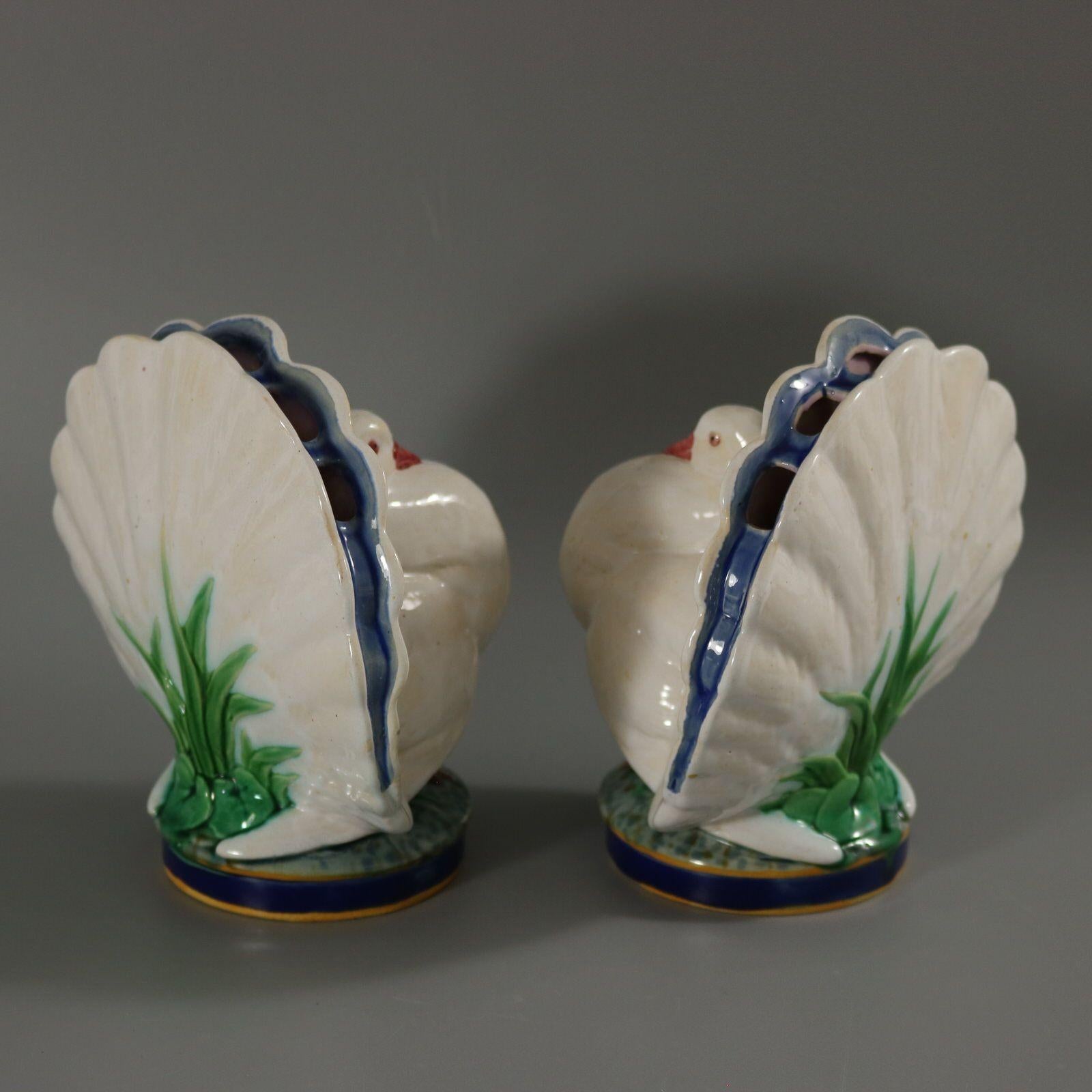 Pair of Minton Majolica Dove Flower Holders In Excellent Condition For Sale In Chelmsford, Essex