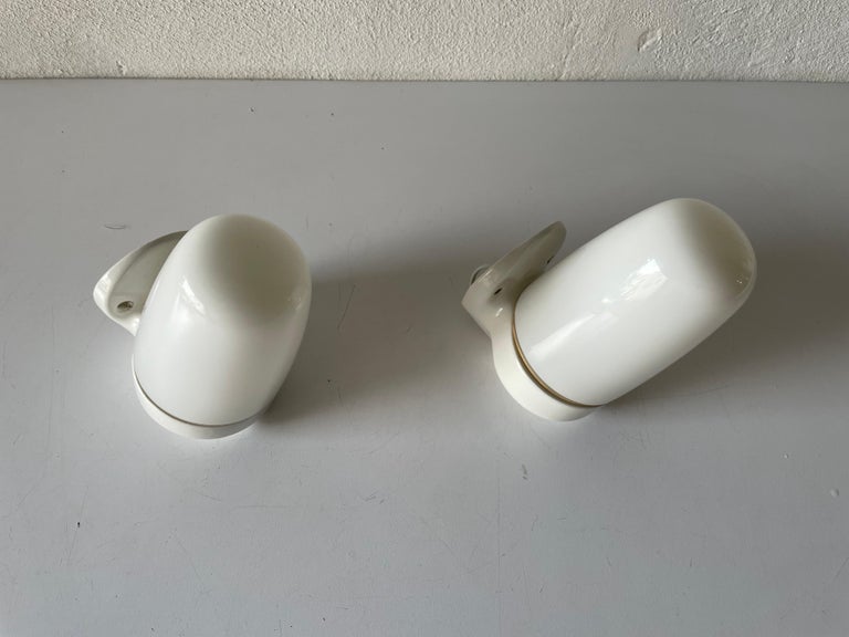 Pair of Mirror Sconces by Wilhelm Wagenfeld for Lindner, 1950s, Germany In Good Condition For Sale In Hagenbach, DE