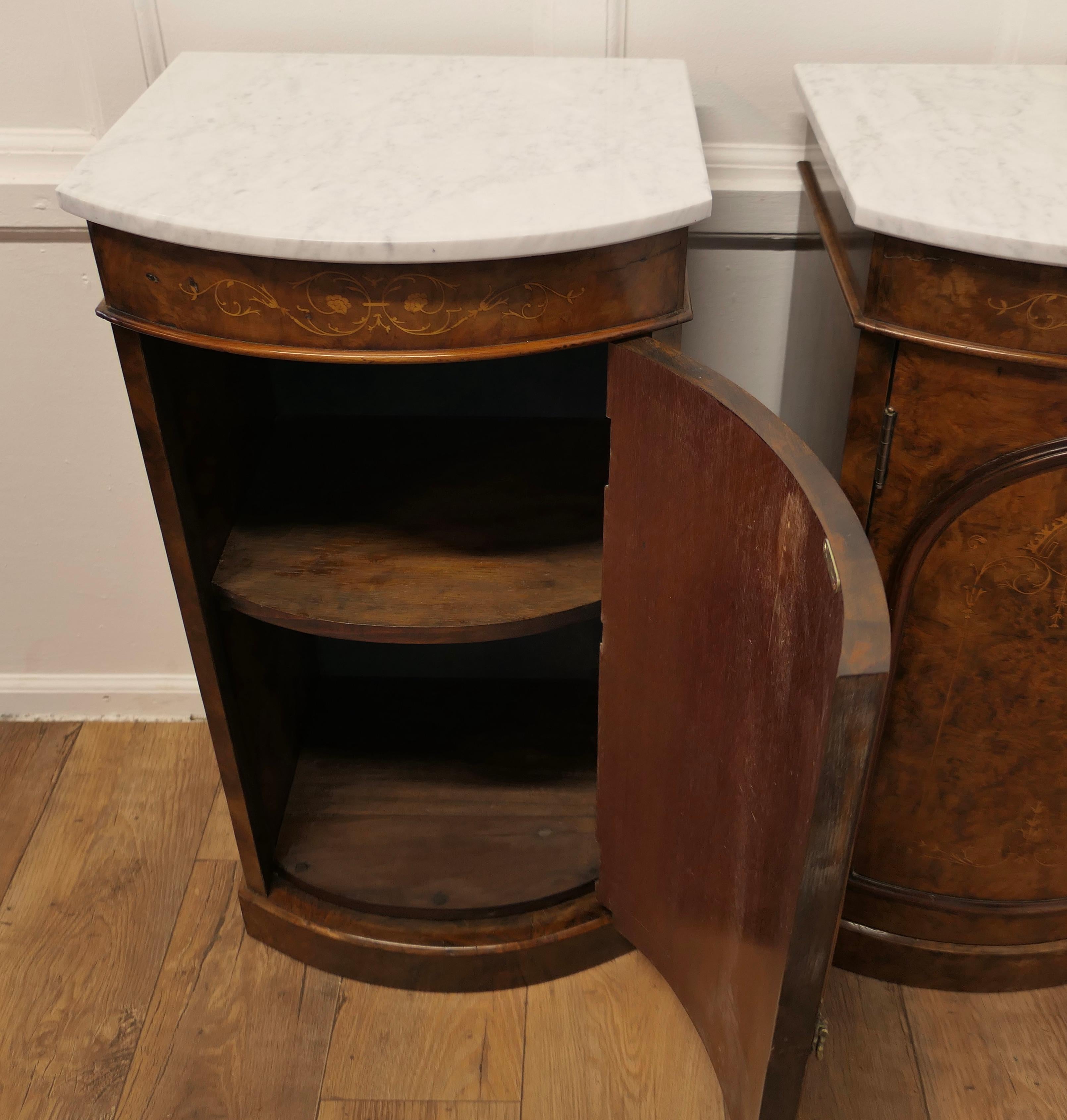 Pair of Mirror Veneer Burr Walnut and Marble Side Cabinets or Bedside Cupboards For Sale 1
