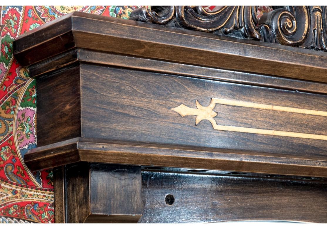 Pair Of Mirrored Billiard Cue Holders With Point Counter en vente 1