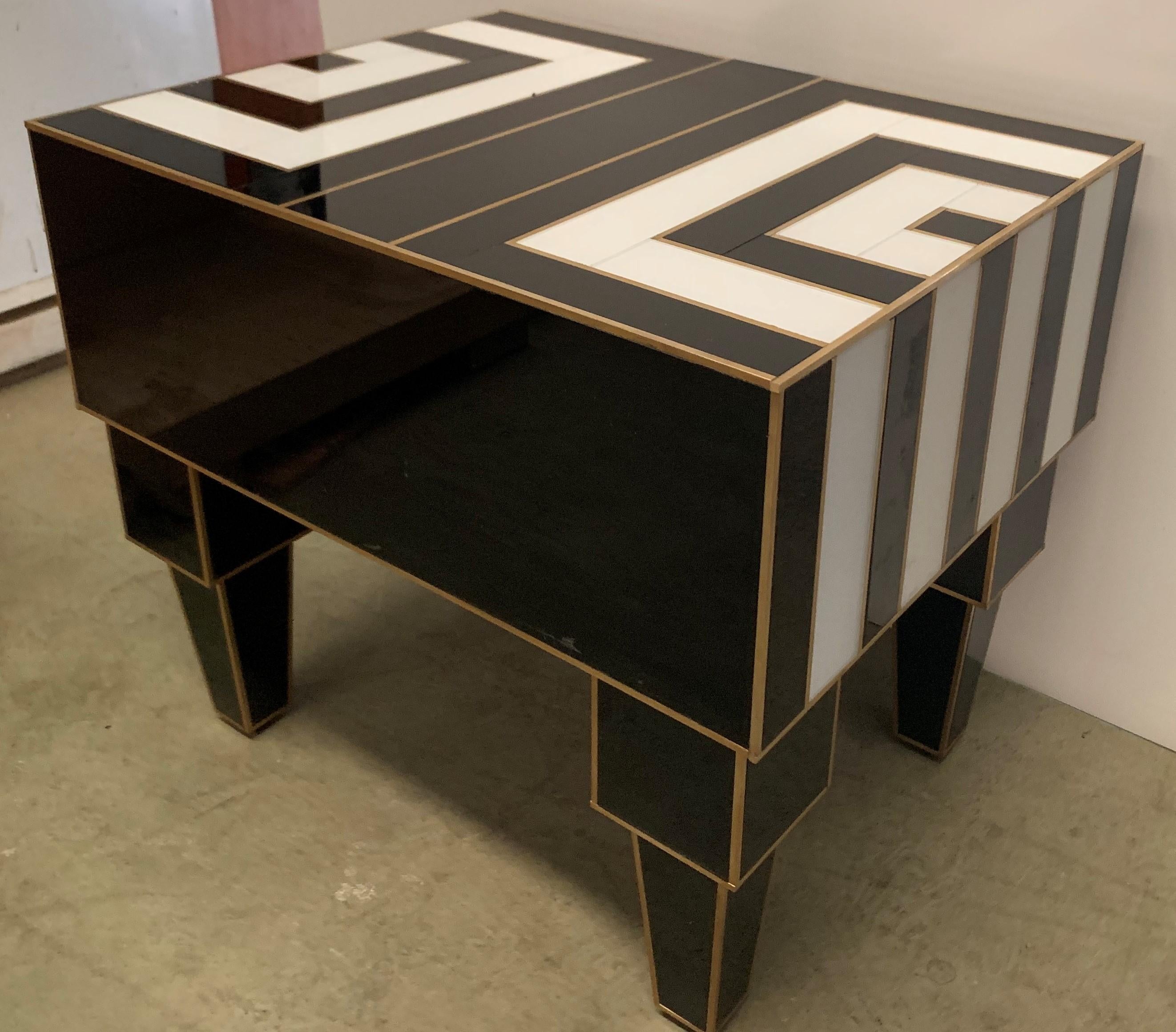 Pair of Mirrored and Brass Nightstands with One-Drawer in Black and White 8