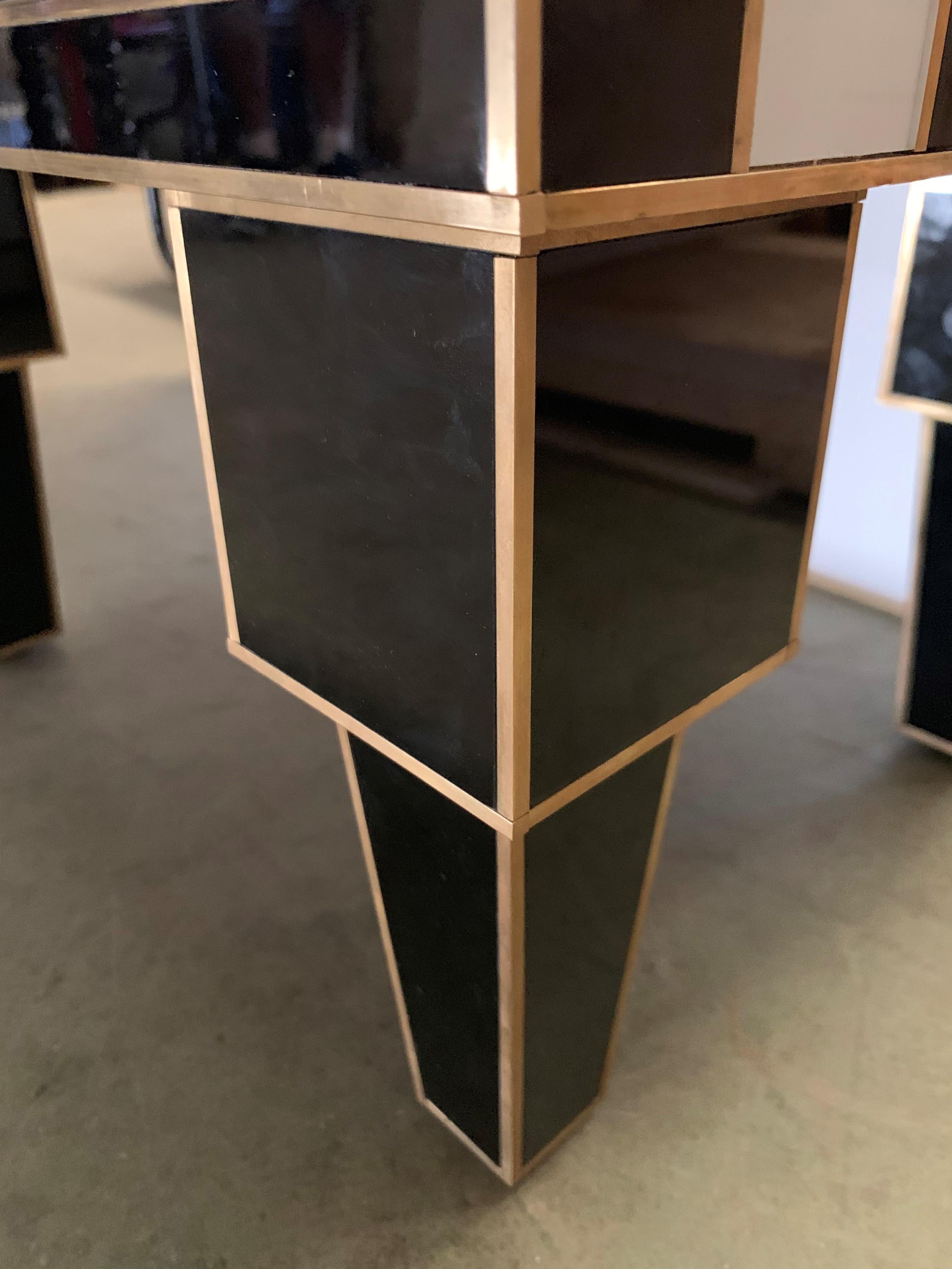 Pair of Mirrored and Brass Nightstands with One-Drawer in Black and White 14