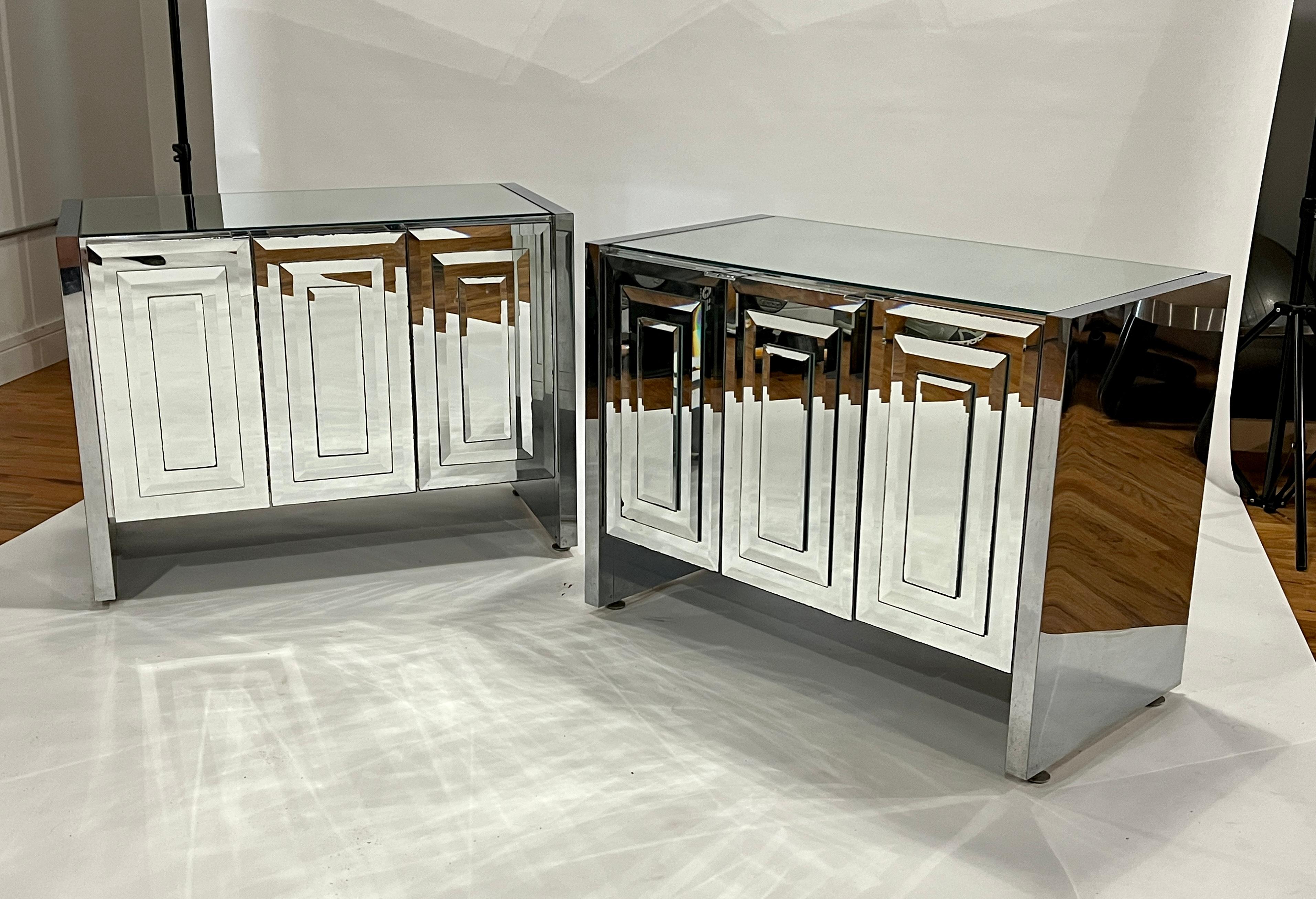 Pair of Mirrored Chests of Drawers or Nightstands by Ello 8