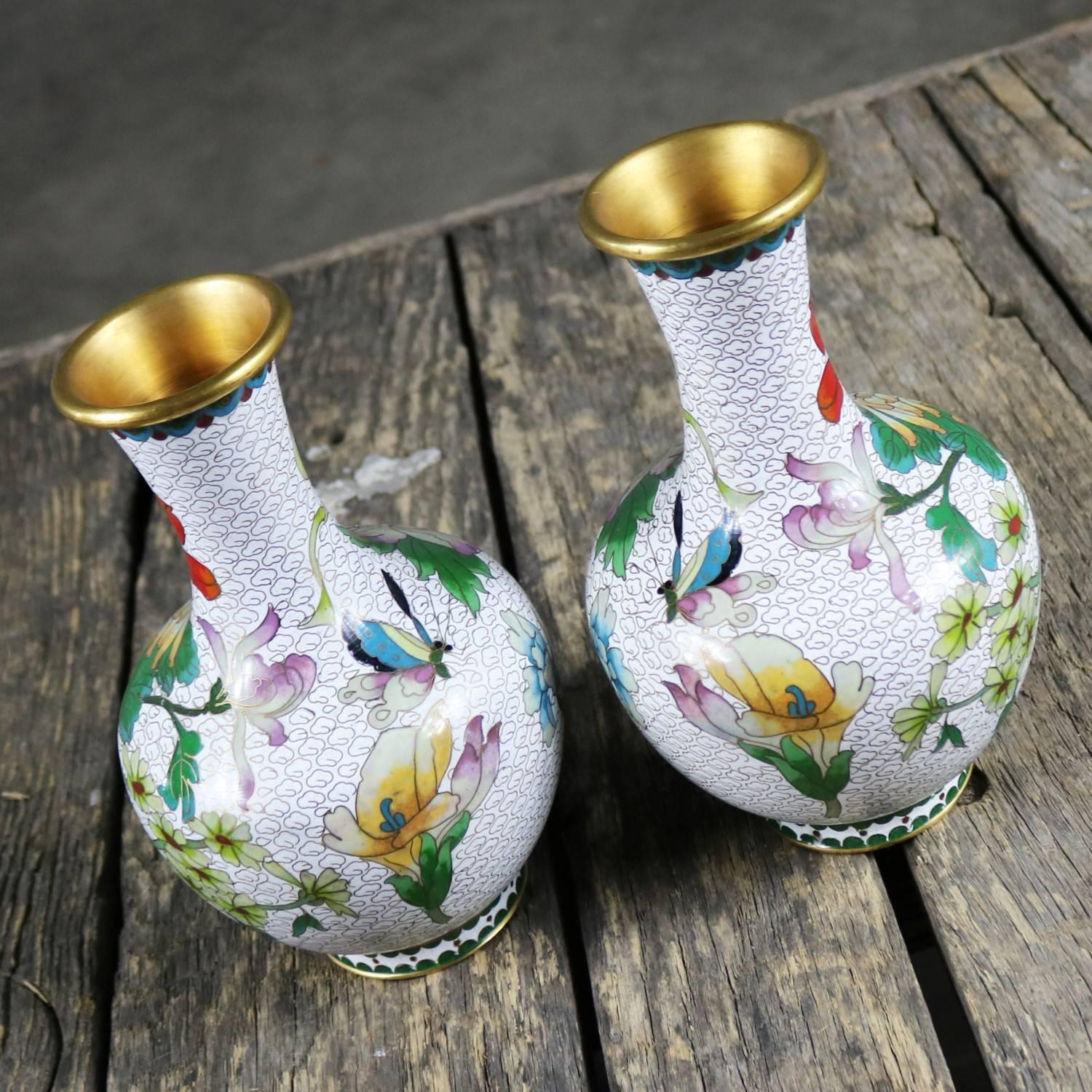 20th Century Pair of Mirrored Design White Cloisonné Vases Multicolored Floral and Butterfly