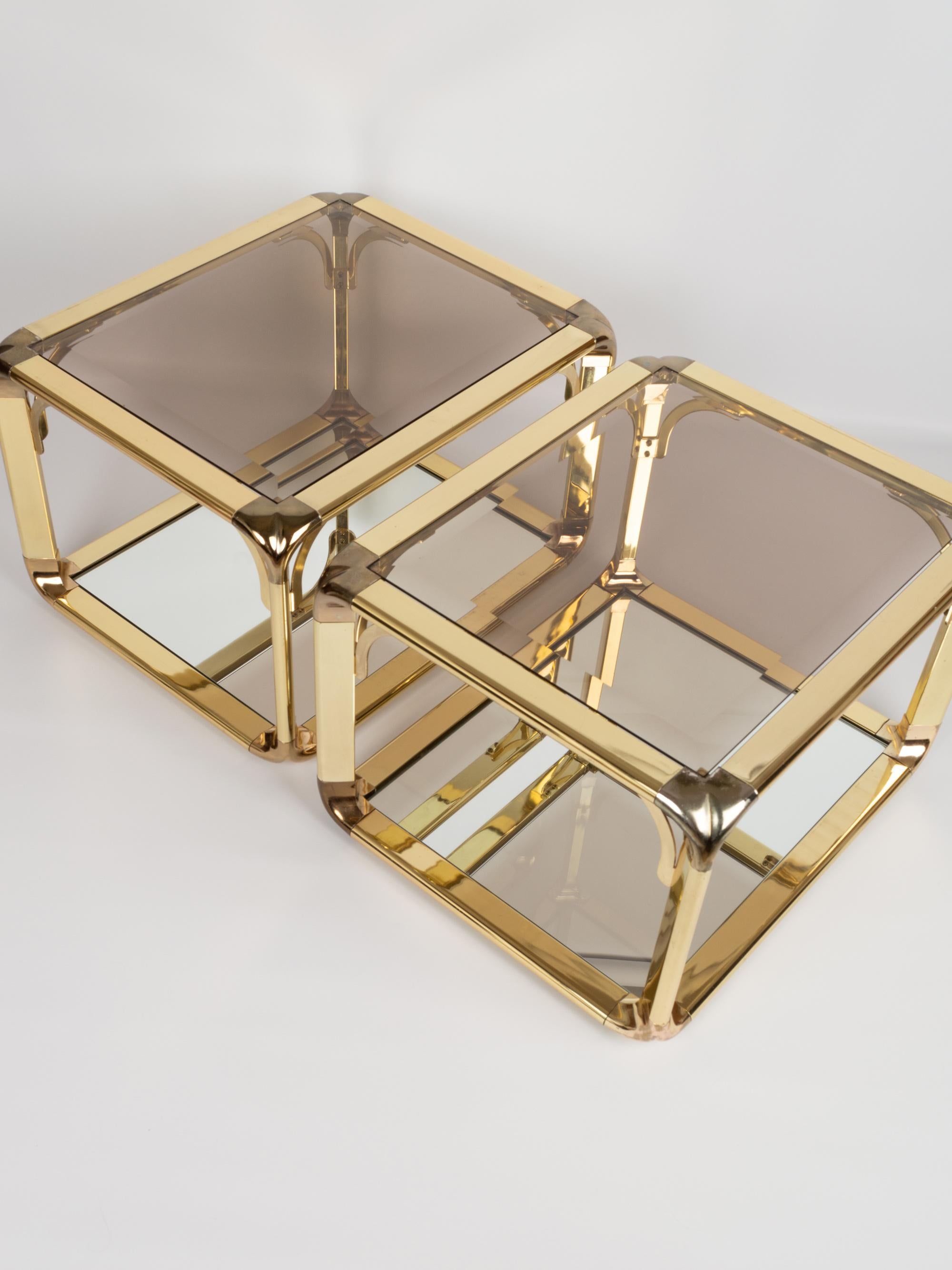 Hollywood Regency Pair of Mirrored Gold Chrome End Tables / Side Tables, Belgium, circa 1970 For Sale