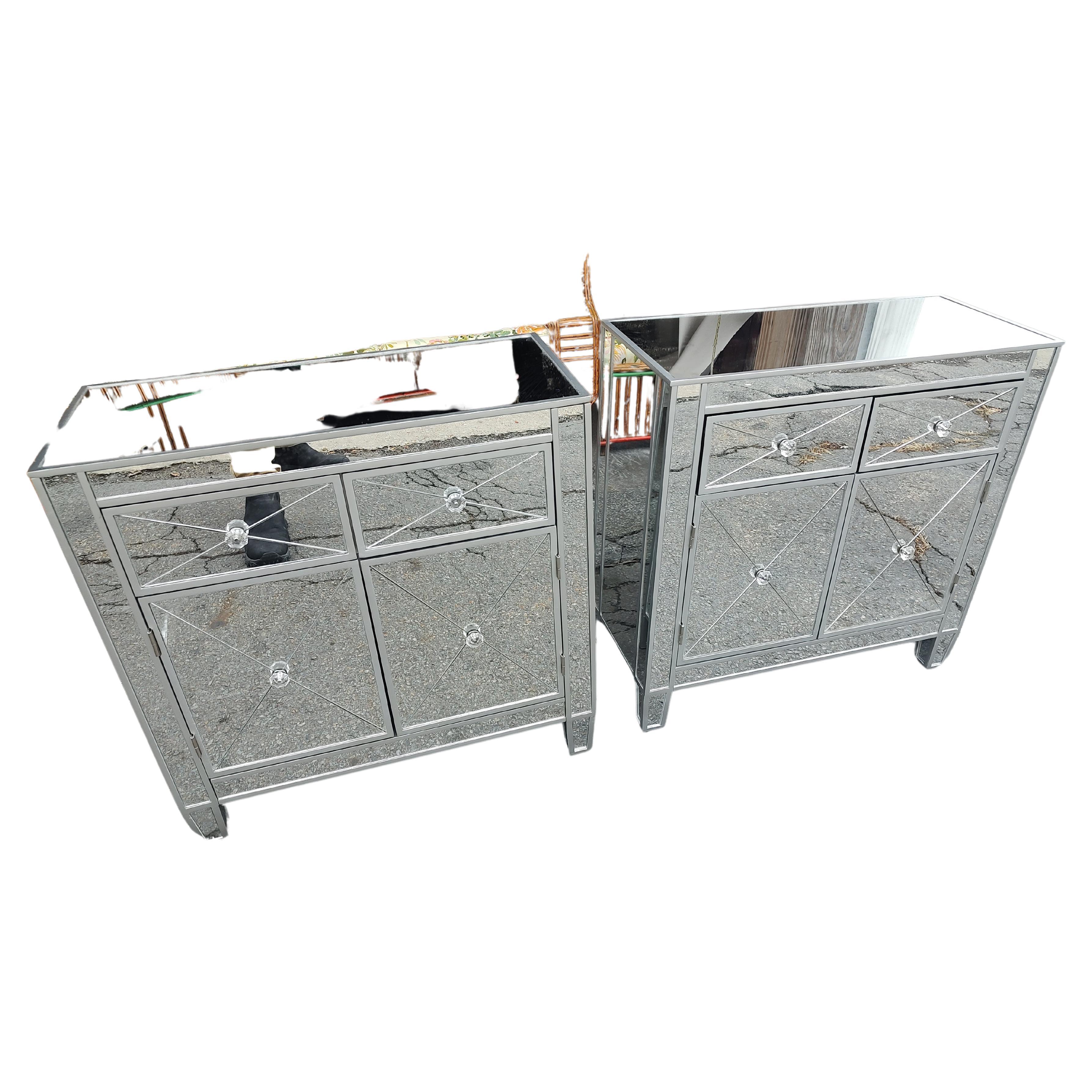 Contemporary Pair of Mirrored Night Stands / Tables 2 Drawer over 2 Door For Sale