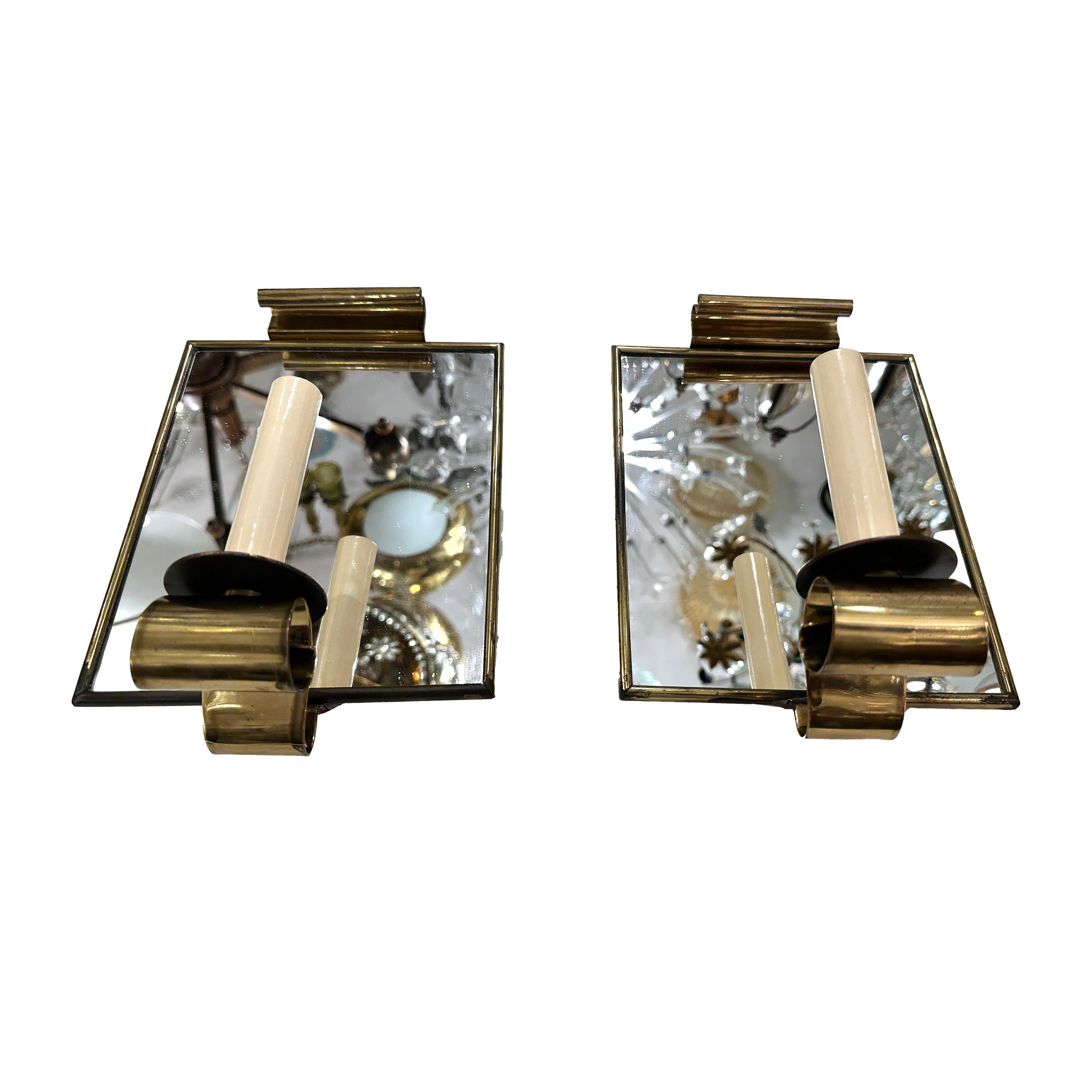 Pair of Mirrored Sconces  In Good Condition For Sale In New York, NY