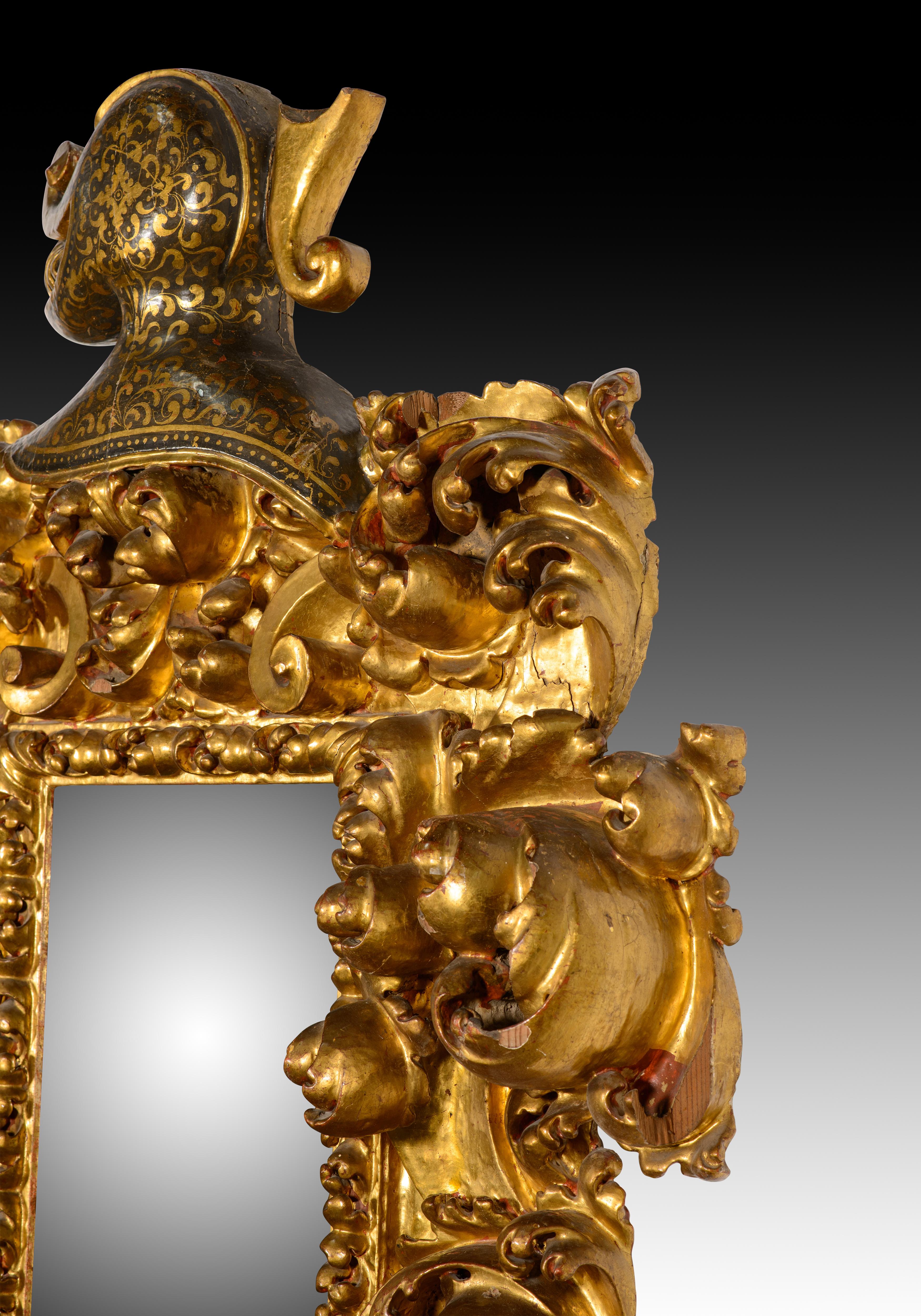 Paire de miroirs. Bois sculpté et polychrome. Spanish School, XVIIe siècle. en vente 4