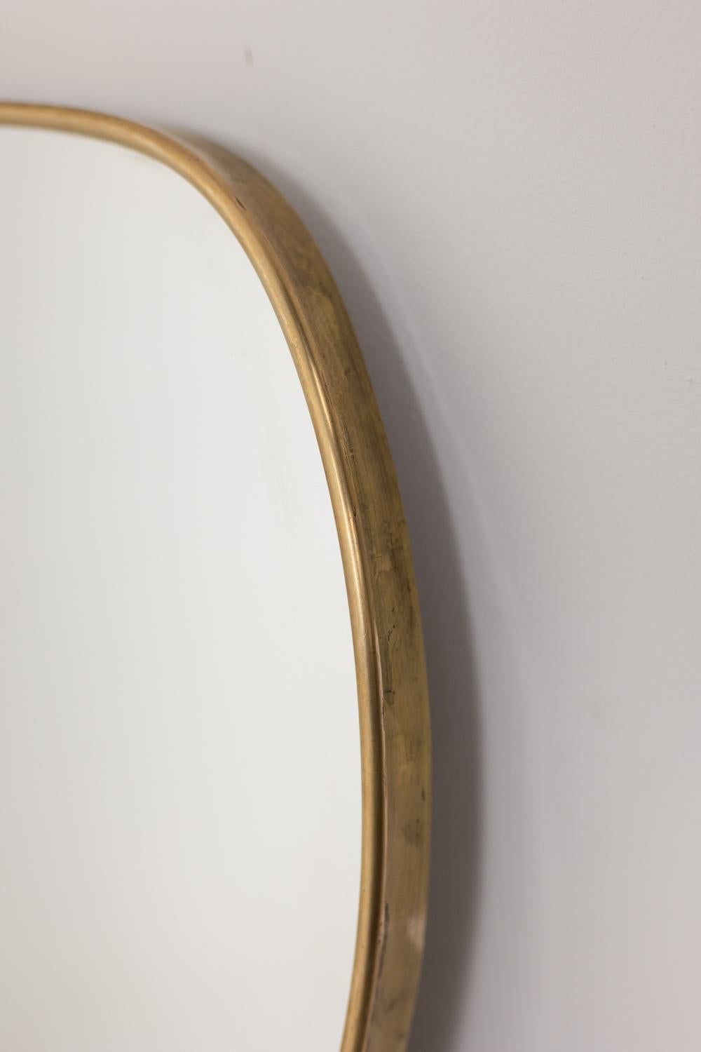 italien Paire de miroirs dans le style de Gio Ponti Circa 1970. en vente