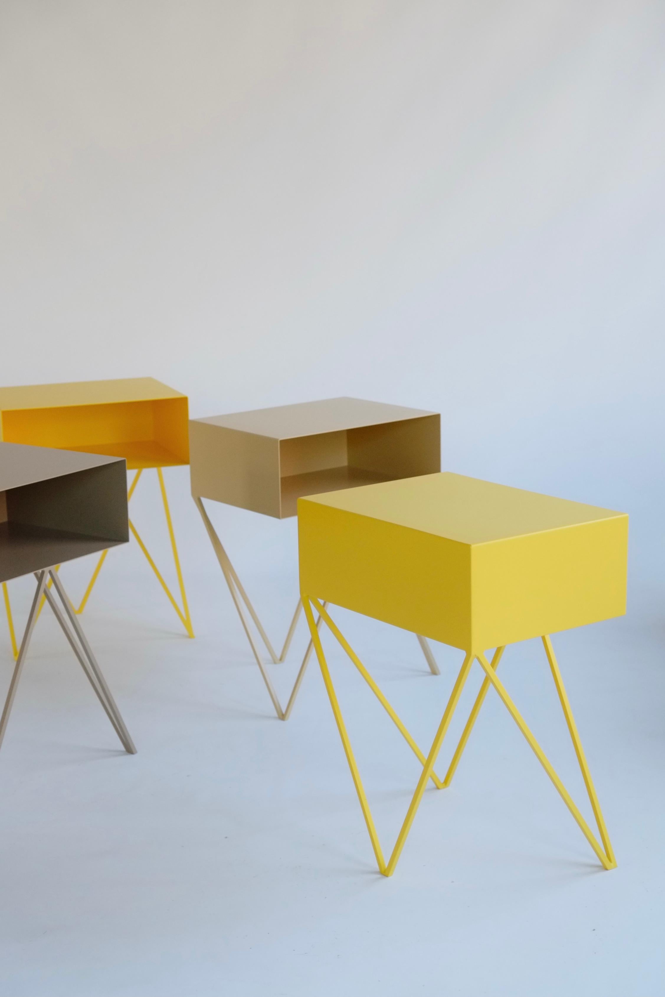 Powder-Coated Pair of Mismatched Yellow and Butternut Robot Bedside Tables - Nightstands For Sale
