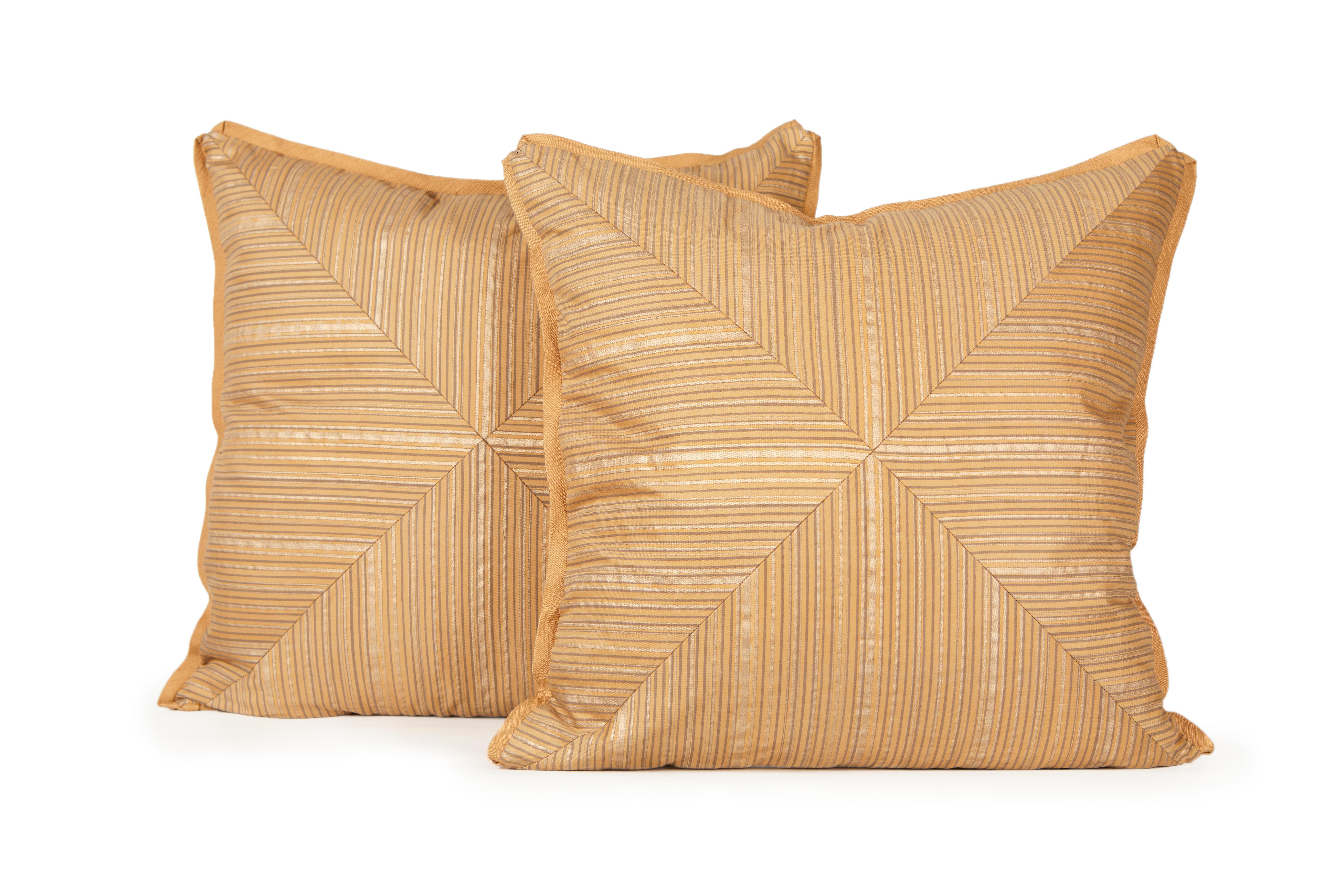 Contemporary Pair of Mitered Fortuny Fabric Cushions in the Malmaison Pattern For Sale