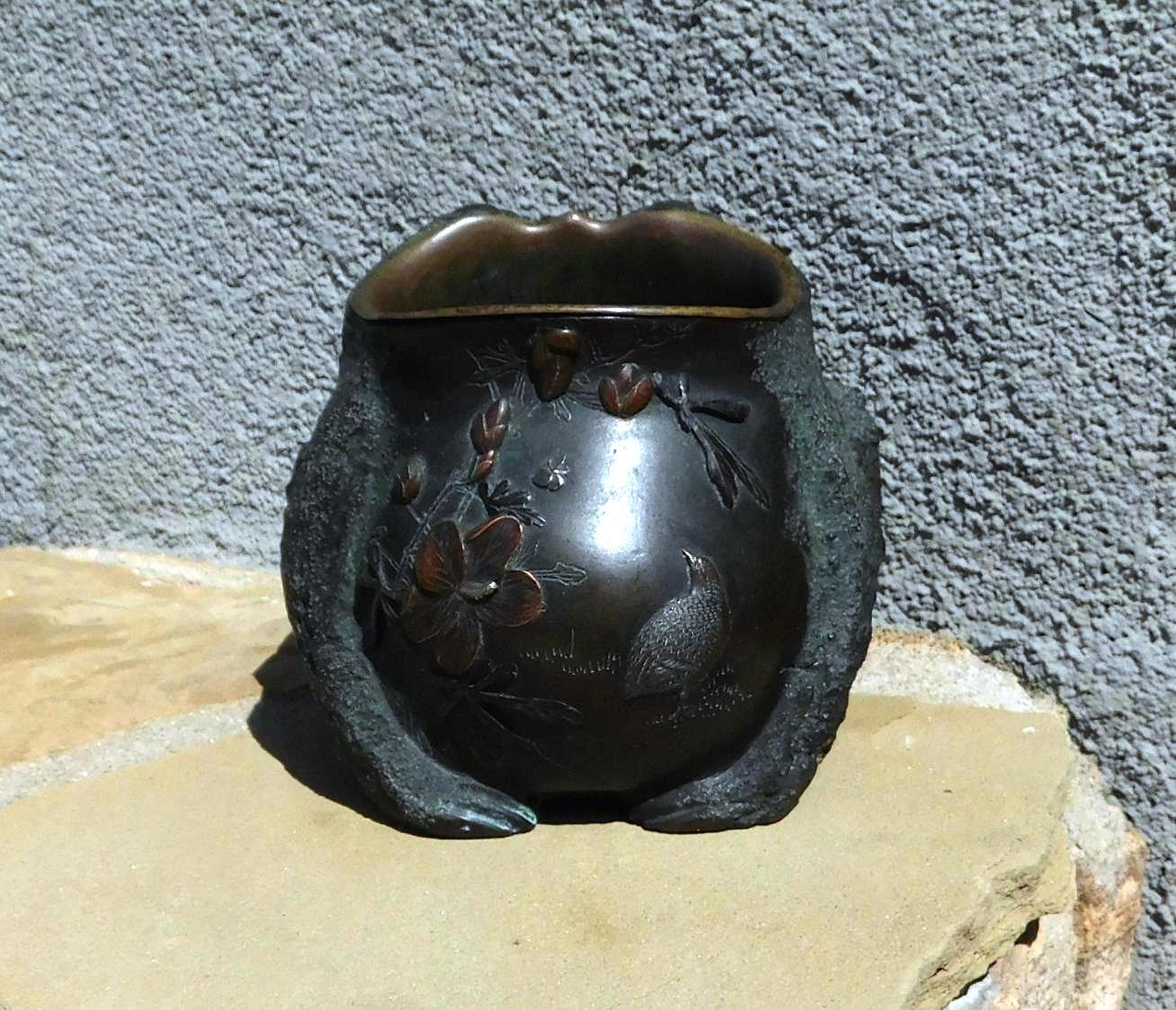 Pair of Mixed Metal Bronze Japanese Meiji Period Toad Brush Pots For Sale 1