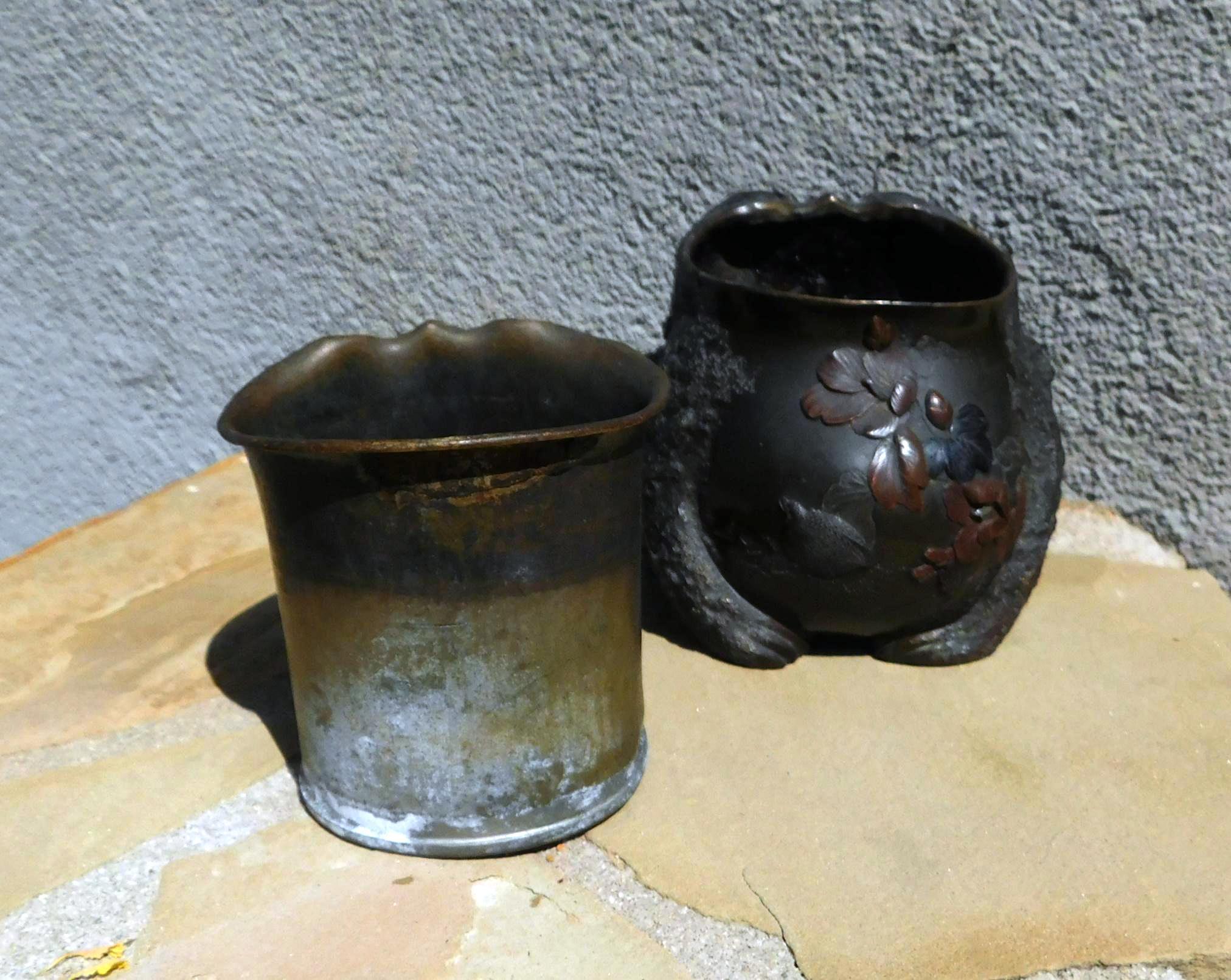 Pair of Mixed Metal Bronze Japanese Meiji Period Toad Brush Pots For Sale 3