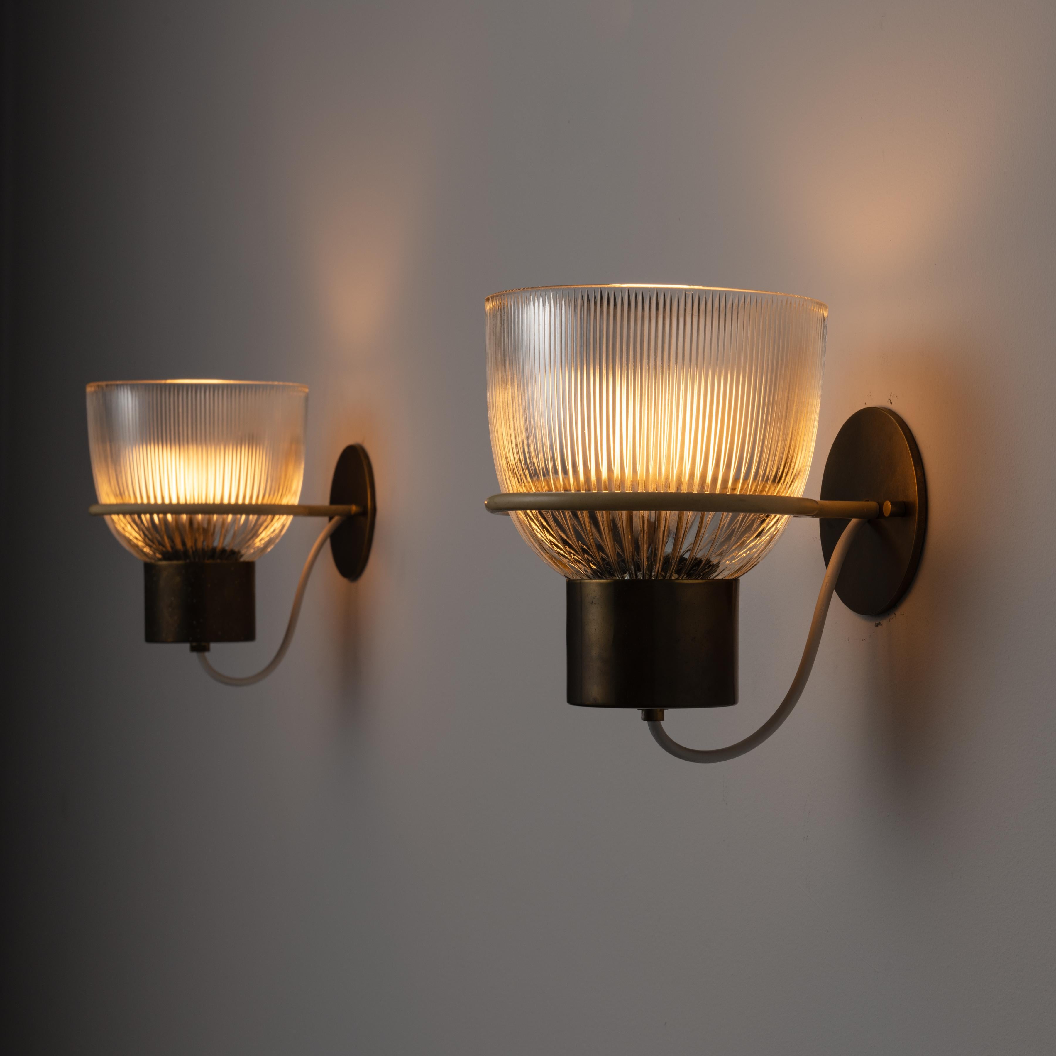 Mid-Century Modern Pair of Model 1112 Sconces by Tito Agnoli for Oluce