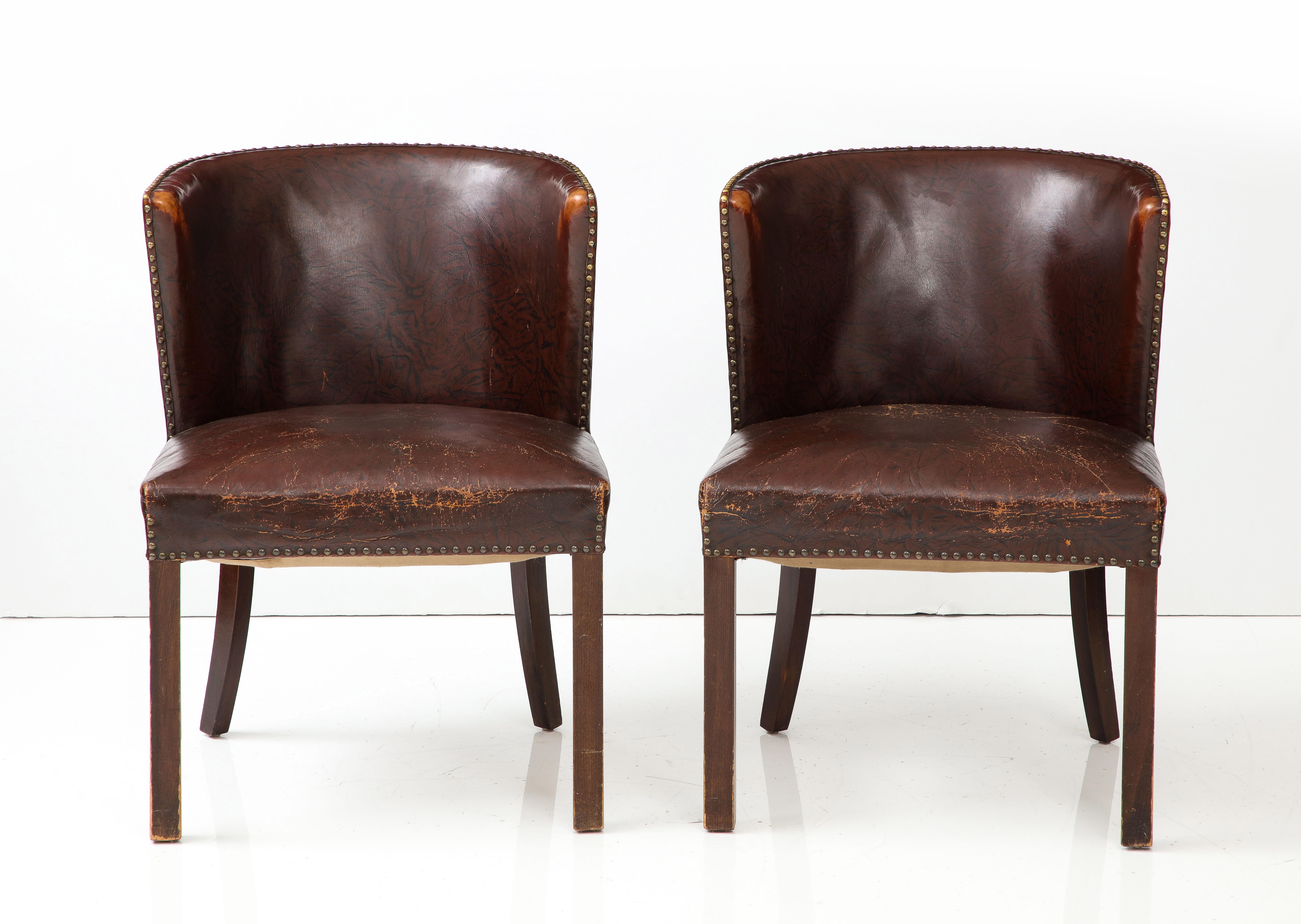 Milieu du XXe siècle Paire de chaises en cuir modèle 1514 de Fritz Hansen en vente