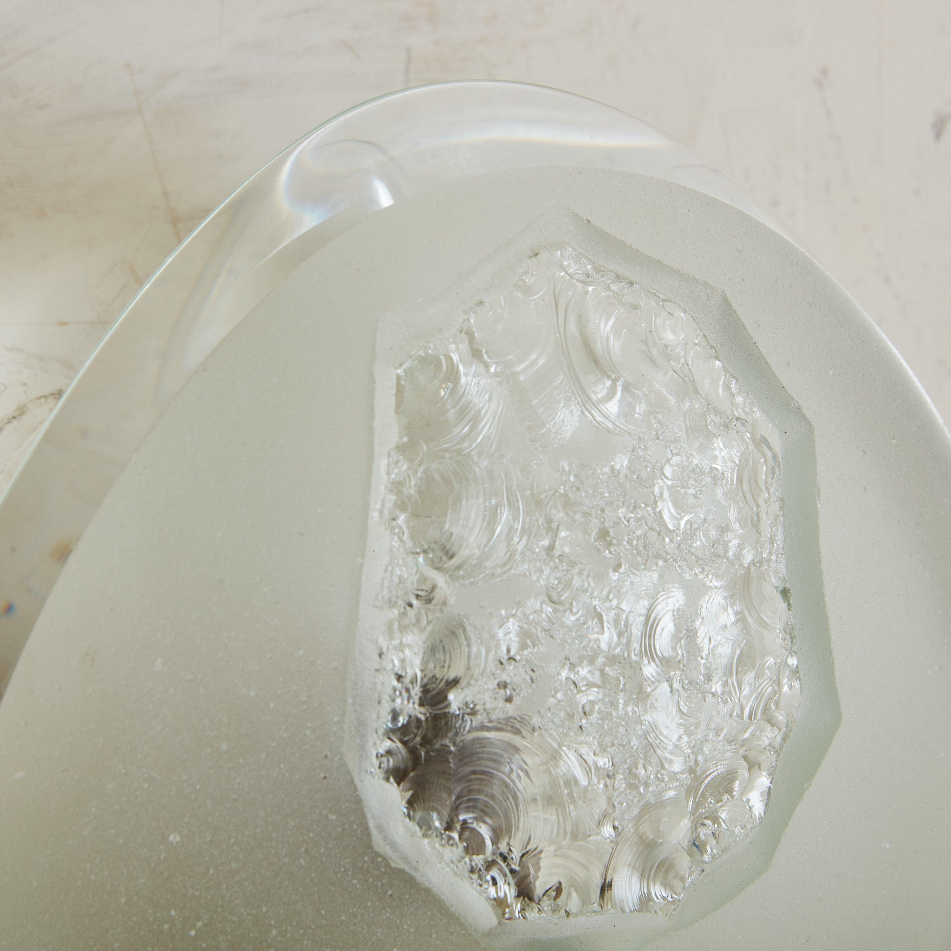 Metal Pair of ‘Model 1944’ Frosted Glass Sconces by Max Ingrand for Fontana Arte For Sale