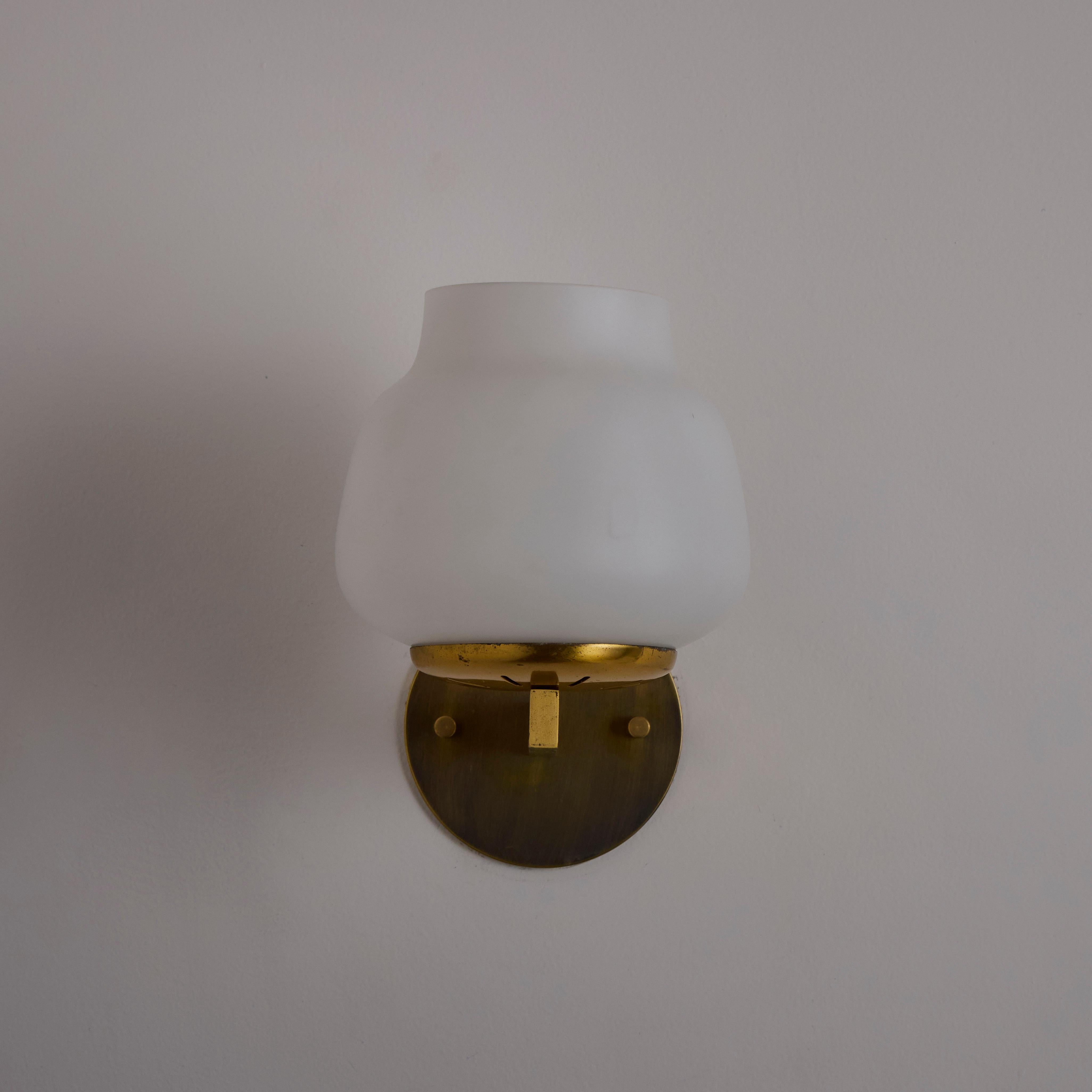 Pair of model 2078 Sconces by Pierre Disderot en venta 11