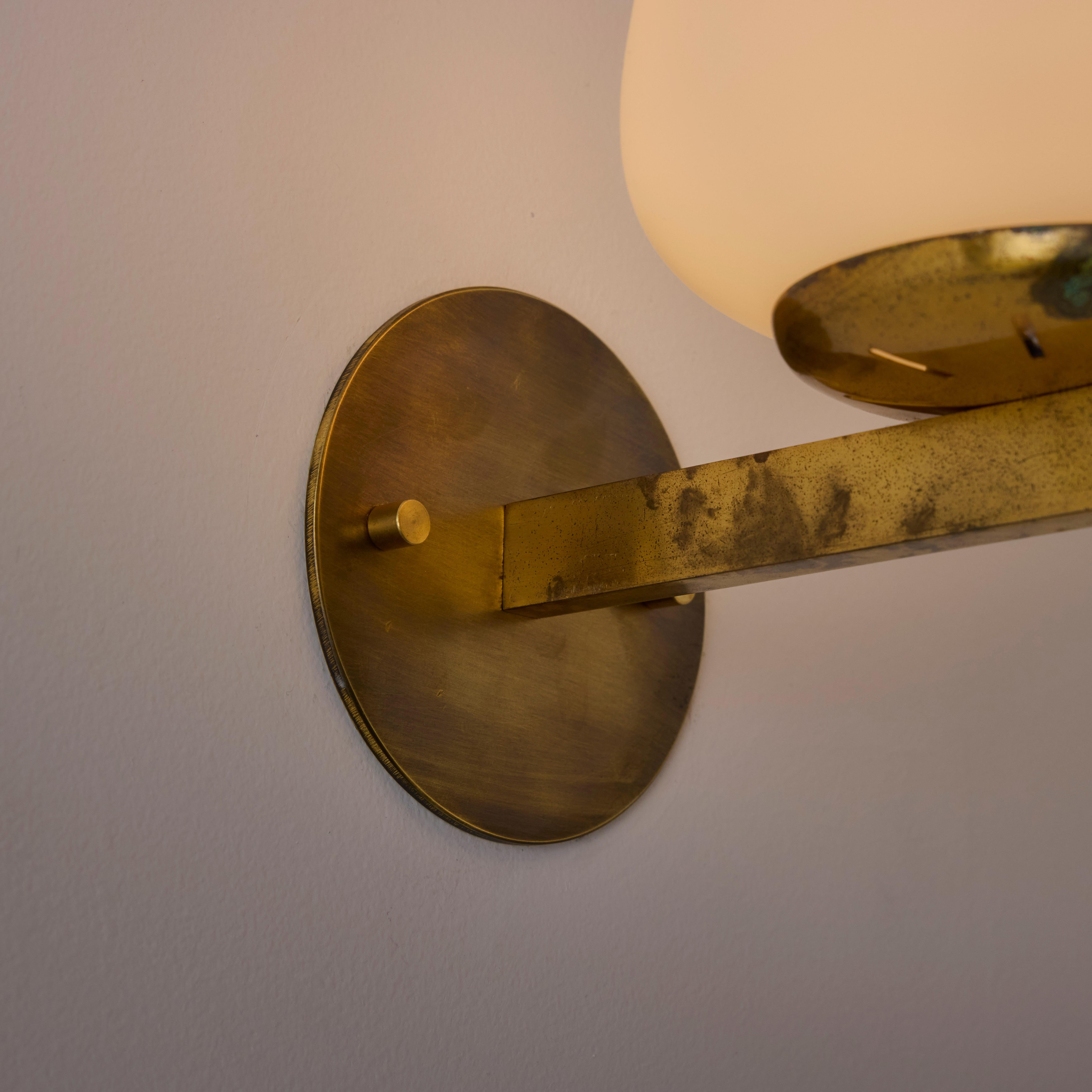 Pair of model 2078 Sconces by Pierre Disderot en Bueno estado para la venta en Los Angeles, CA