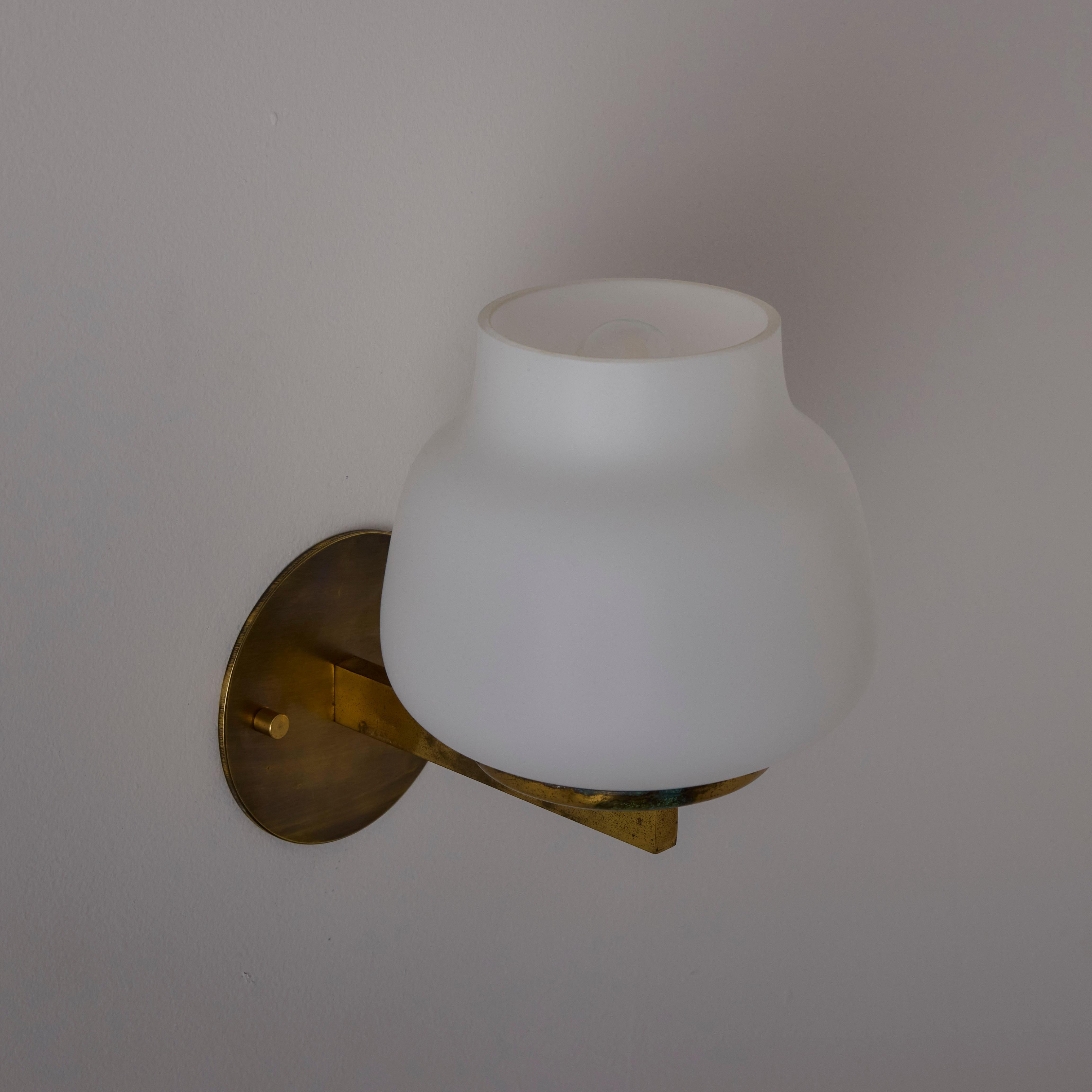 Pair of model 2078 Sconces by Pierre Disderot en venta 1
