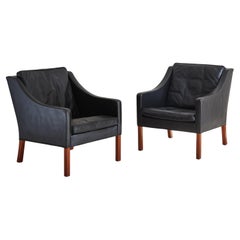 Pair of 'Model #2207' Black Leather Lounge Chairs Attributed to Børge Mogensen