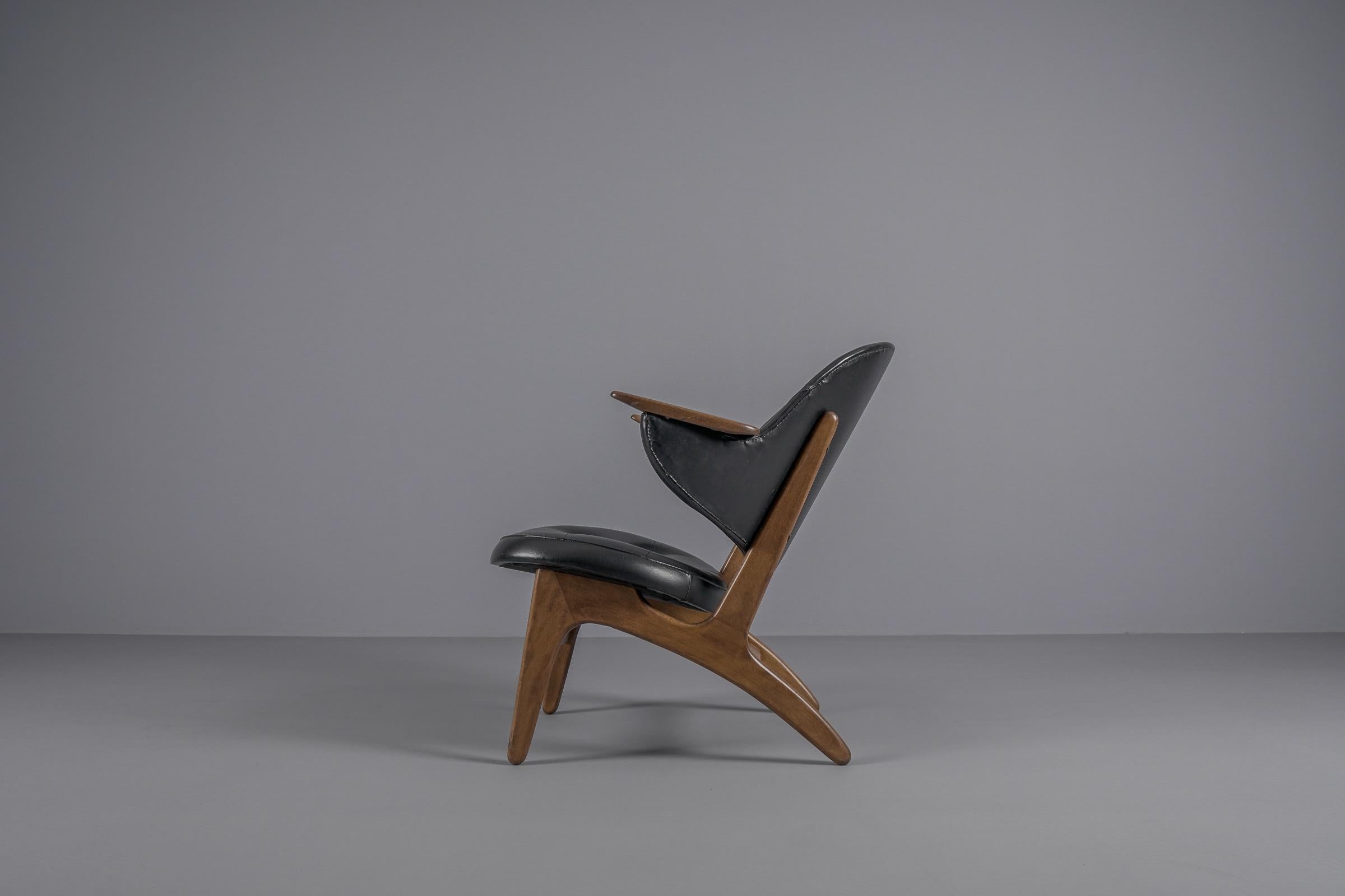 Metà XX secolo Coppia di poltrone Model 33 di Carl Edward Matthes, anni '50 in vendita