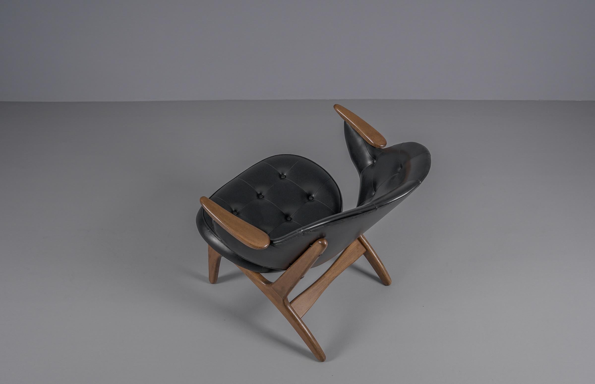 Coppia di poltrone Model 33 di Carl Edward Matthes, anni '50 in vendita 1
