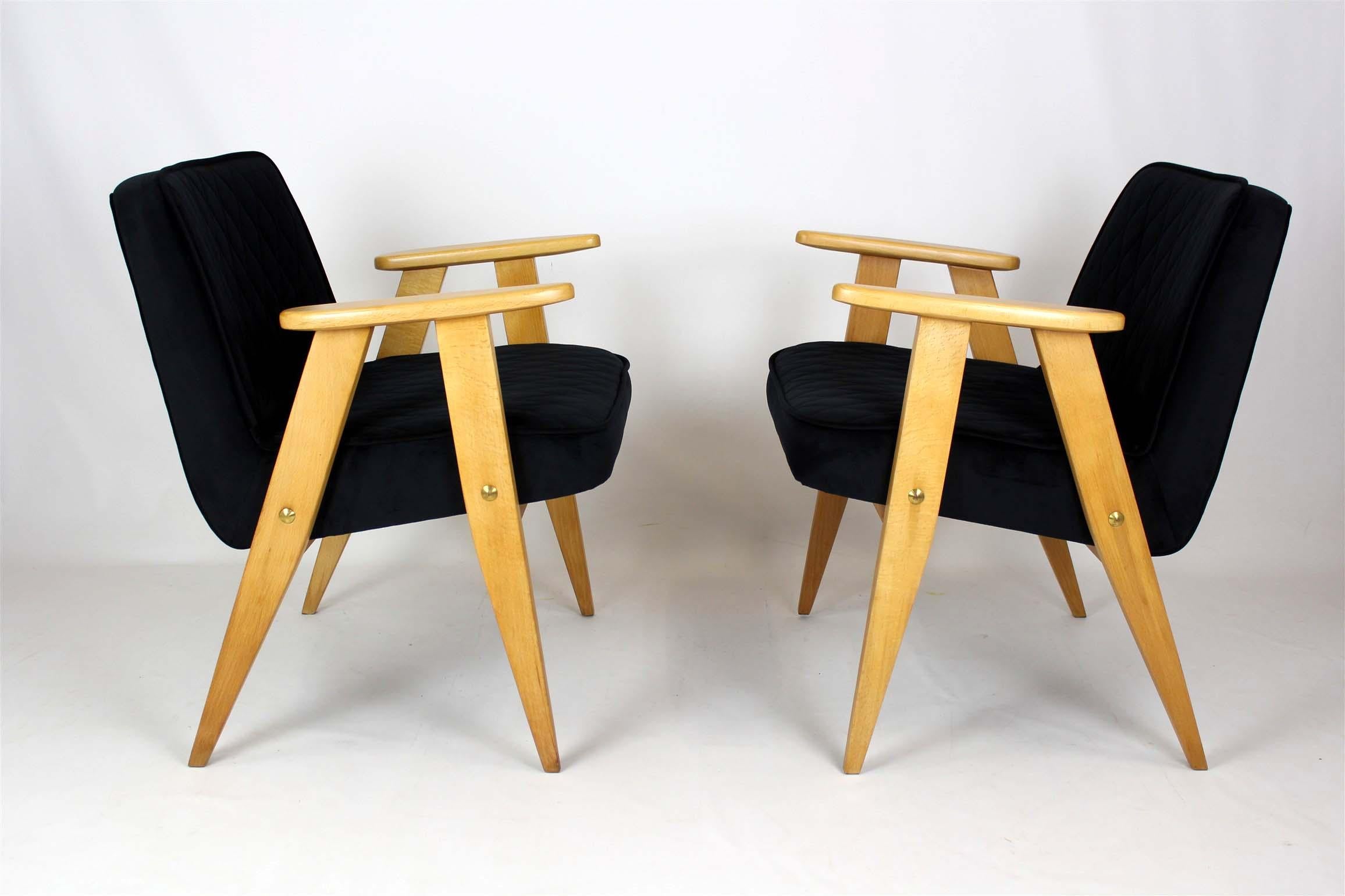 Pair of Model 366 Armchairs by Józef Chierowski, Restored, Poland, 1960s For Sale 4
