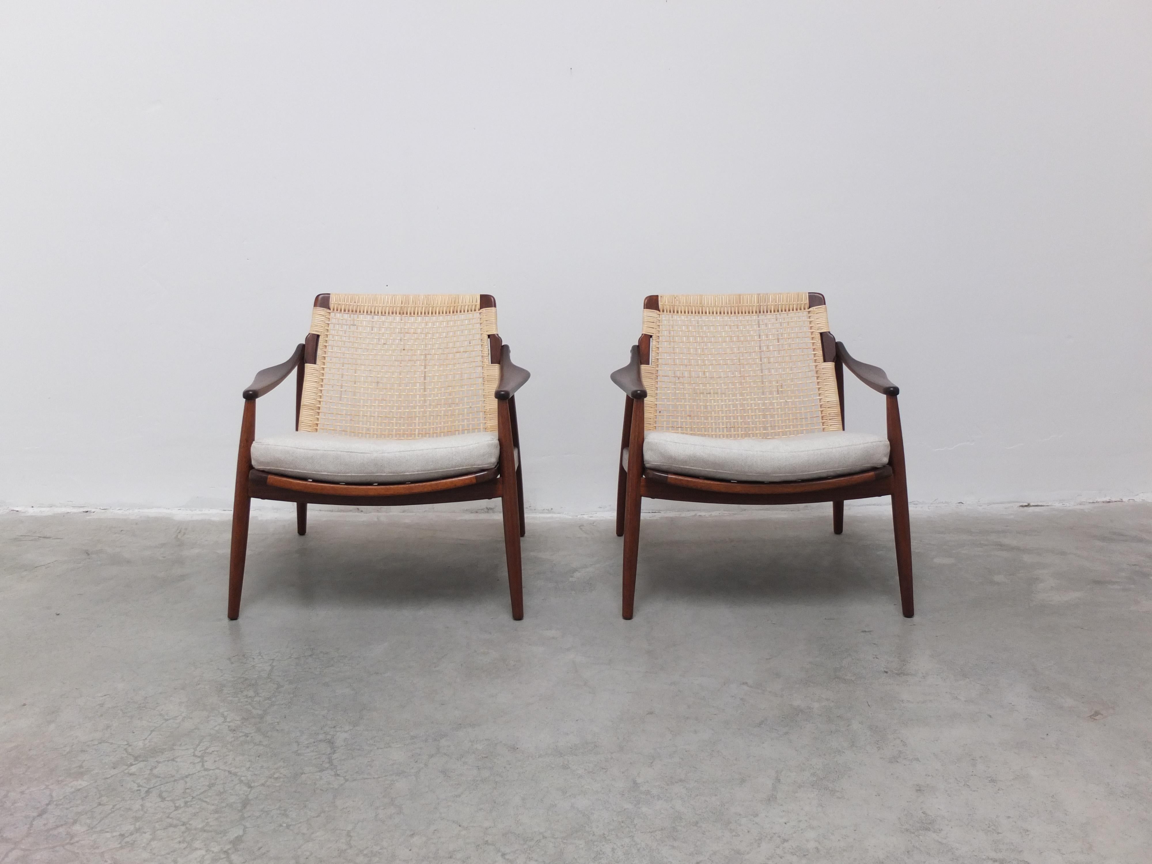 Scandinavian Modern Pair of 'Model 400' Easy Chairs by Hartmut Lohmeyer for Wilkhahn, 1956 For Sale