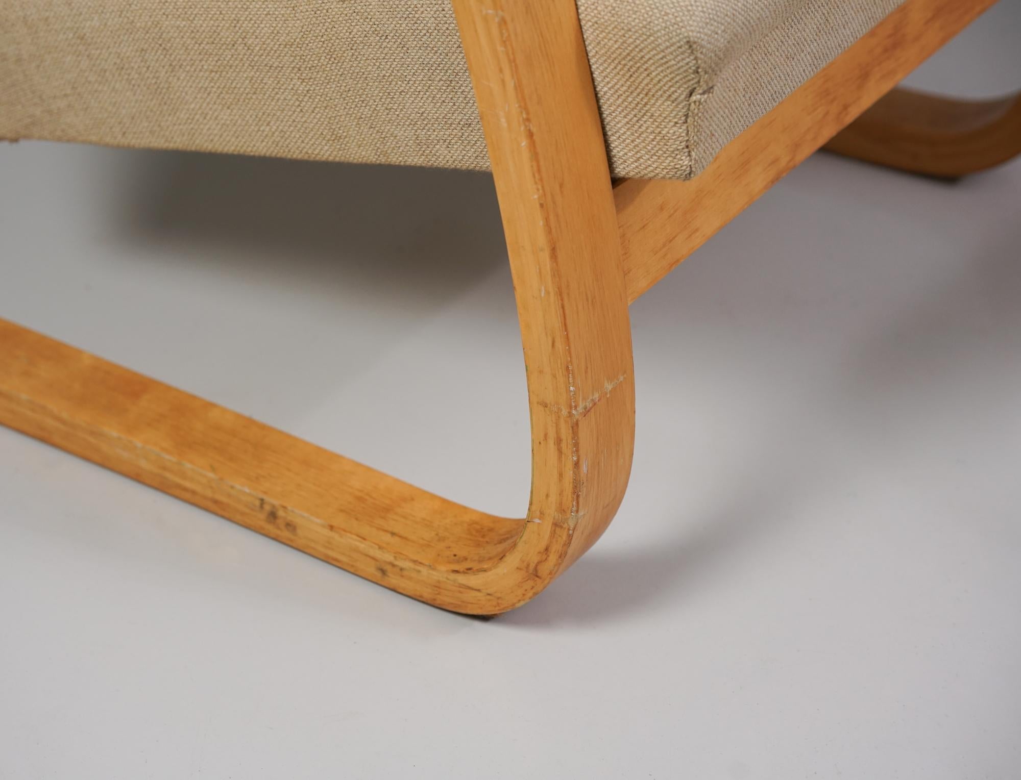 Sesselpaar Model No. 401, Alvar Aalto, Oy Huonekalu- ja Rakennustyötehdas Ab (Wolle) im Angebot