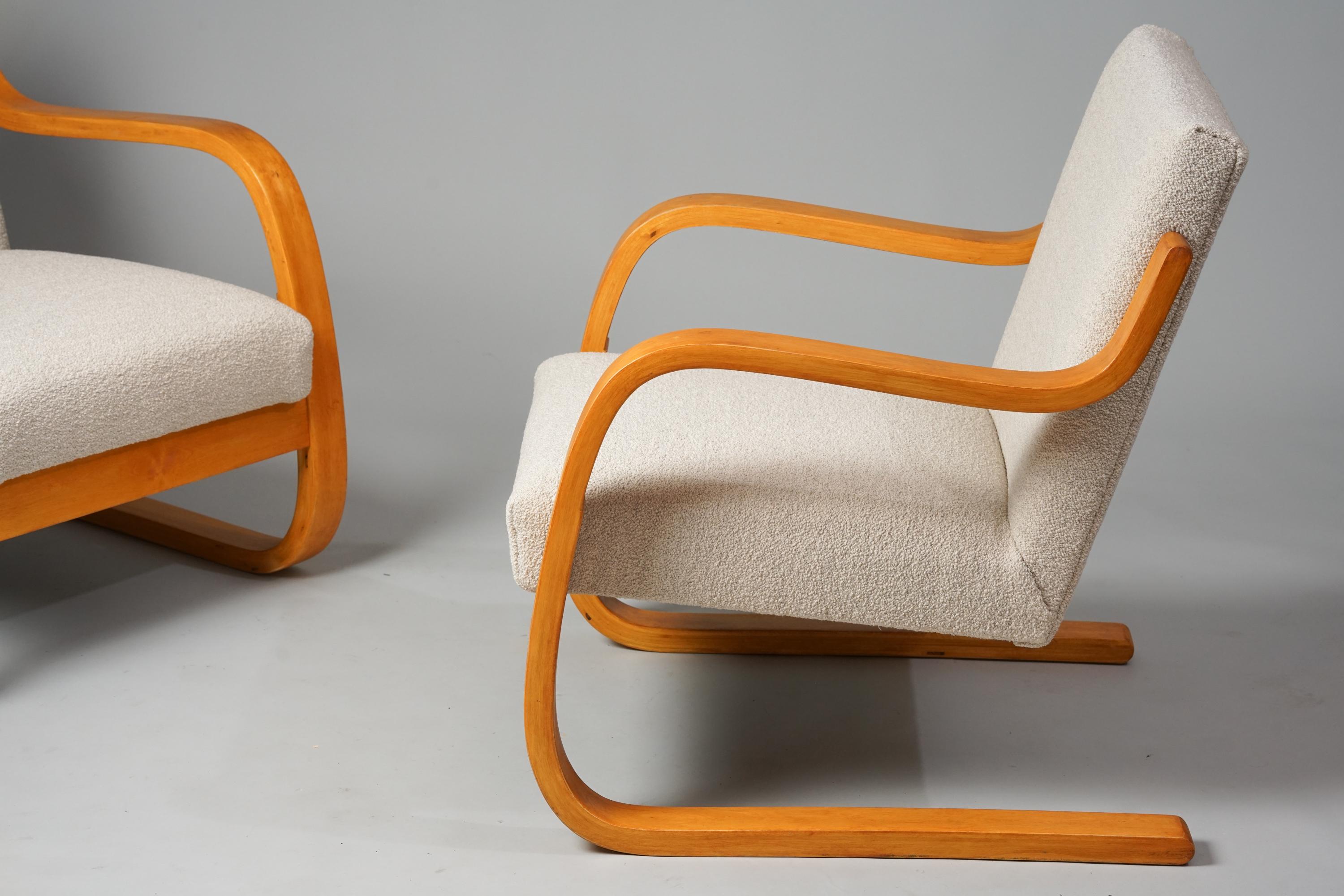 Fabric Pair of Model 402 Armchairs, Alvar Aalto, Artek, 1950/1960s
