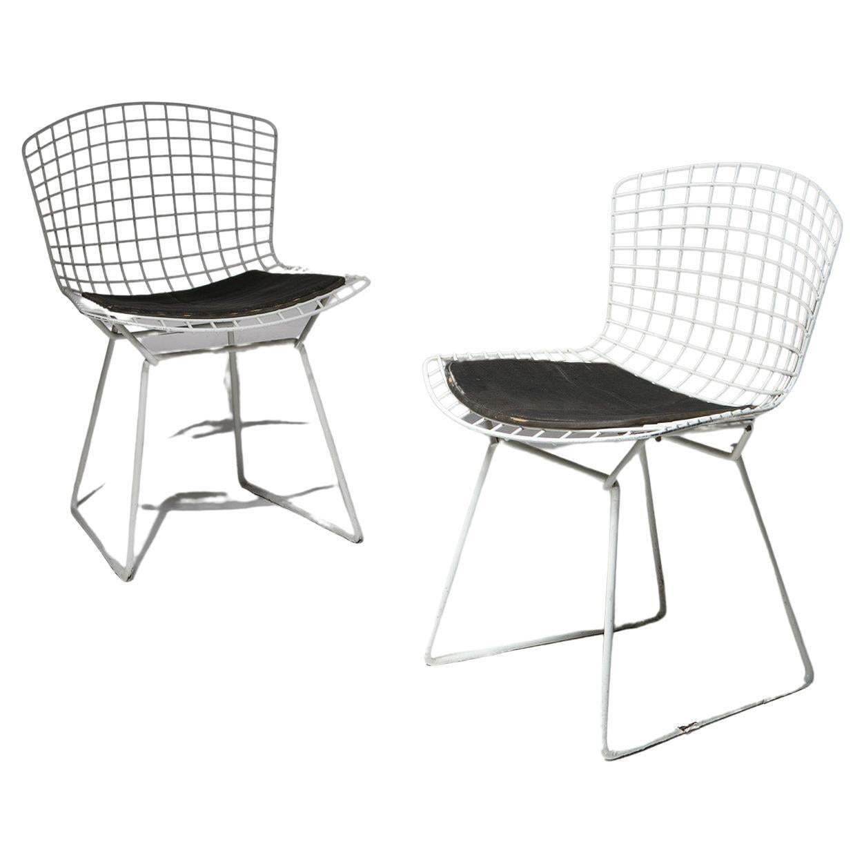 Pair of Model 420, Side Chairs with White Metal Frame by Harry Bartoia for Knoll