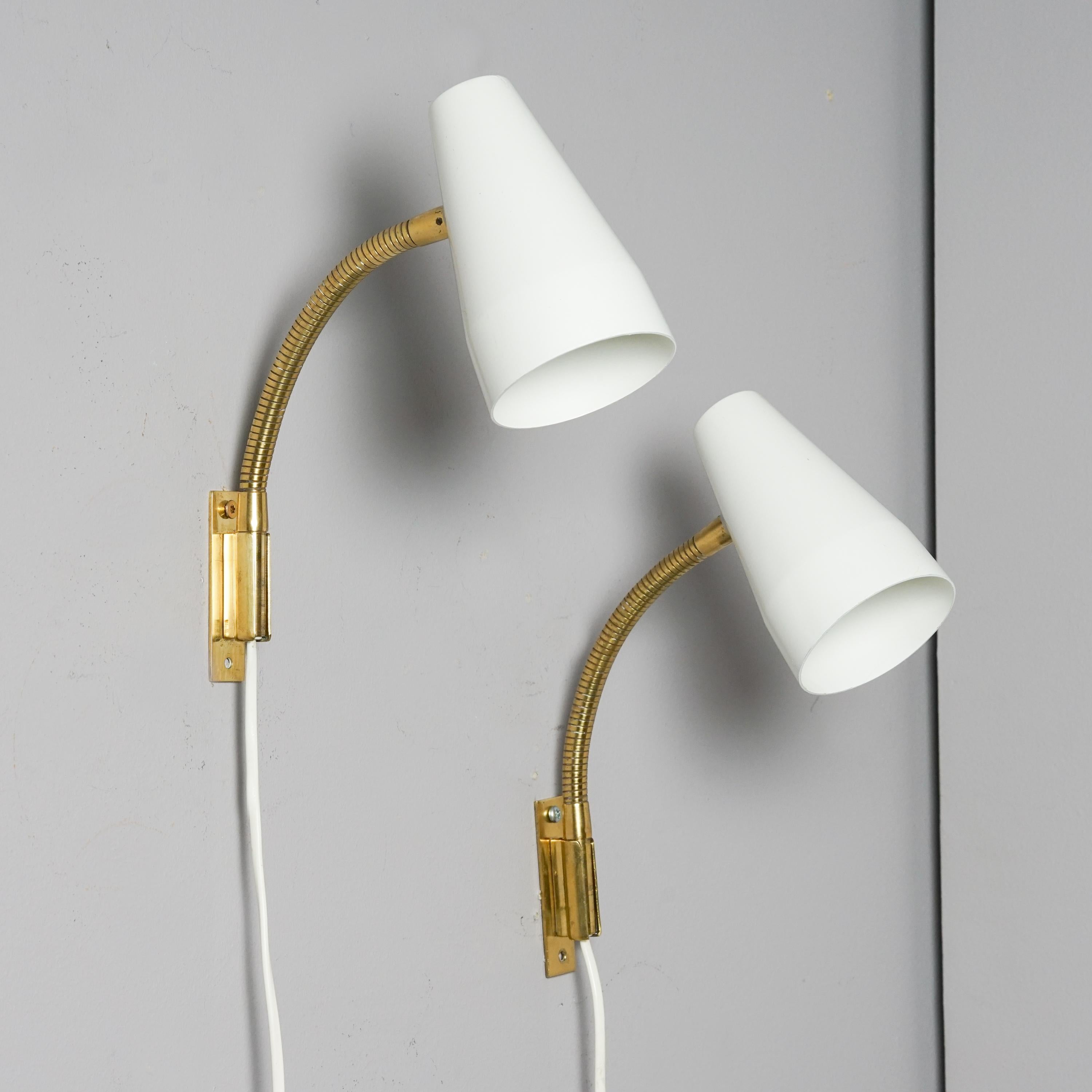 Mid-20th Century Pair of Model 50-056 Wall Lights, Lisa Johansson-Pape, Stockmann-Orno, 1960s For Sale
