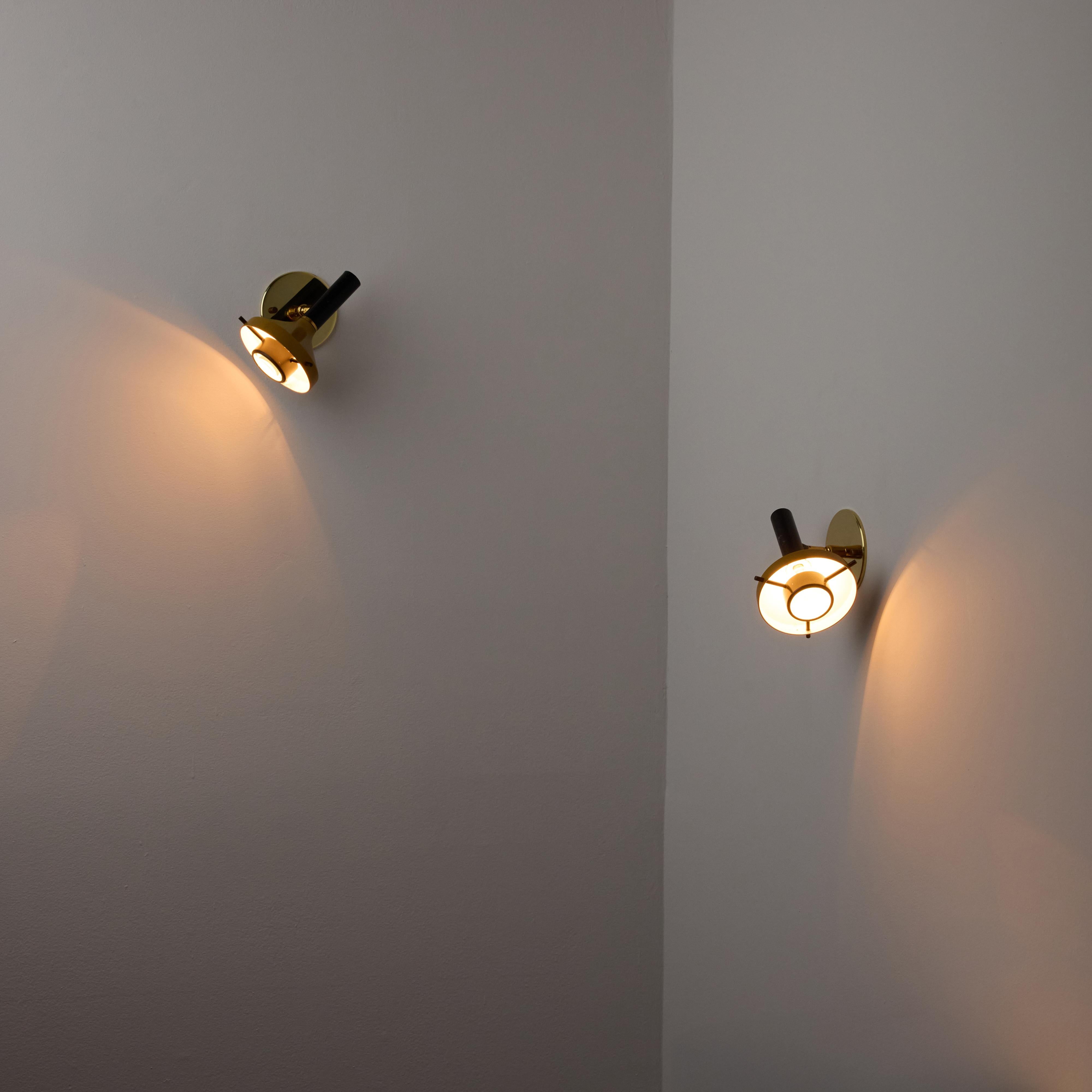 Smaltato Coppia di lampade modello 533 di Oscar Torlasco per Lumi in vendita