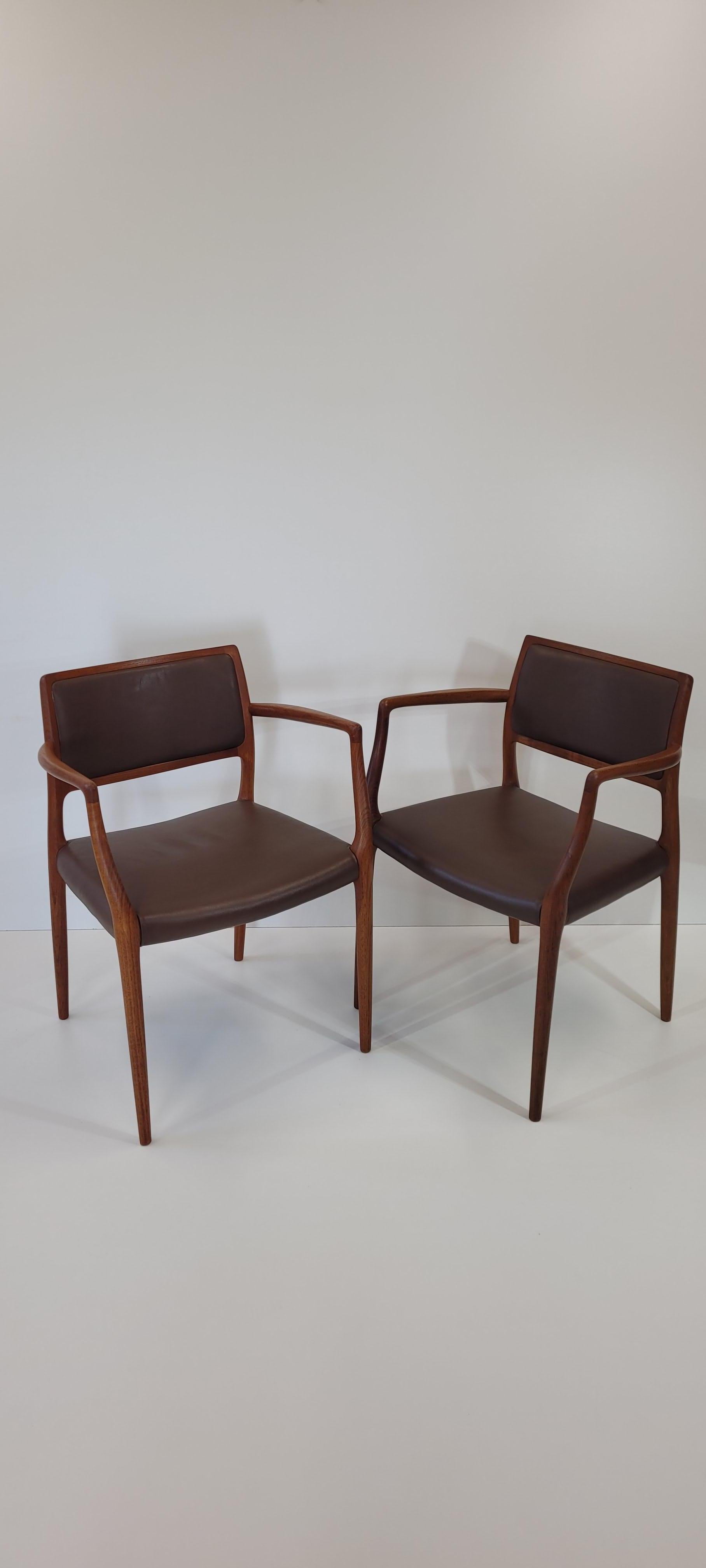 Pair of Model 65 Dining Chair in Teak and Leather by Niels Otto Møller   For Sale 2