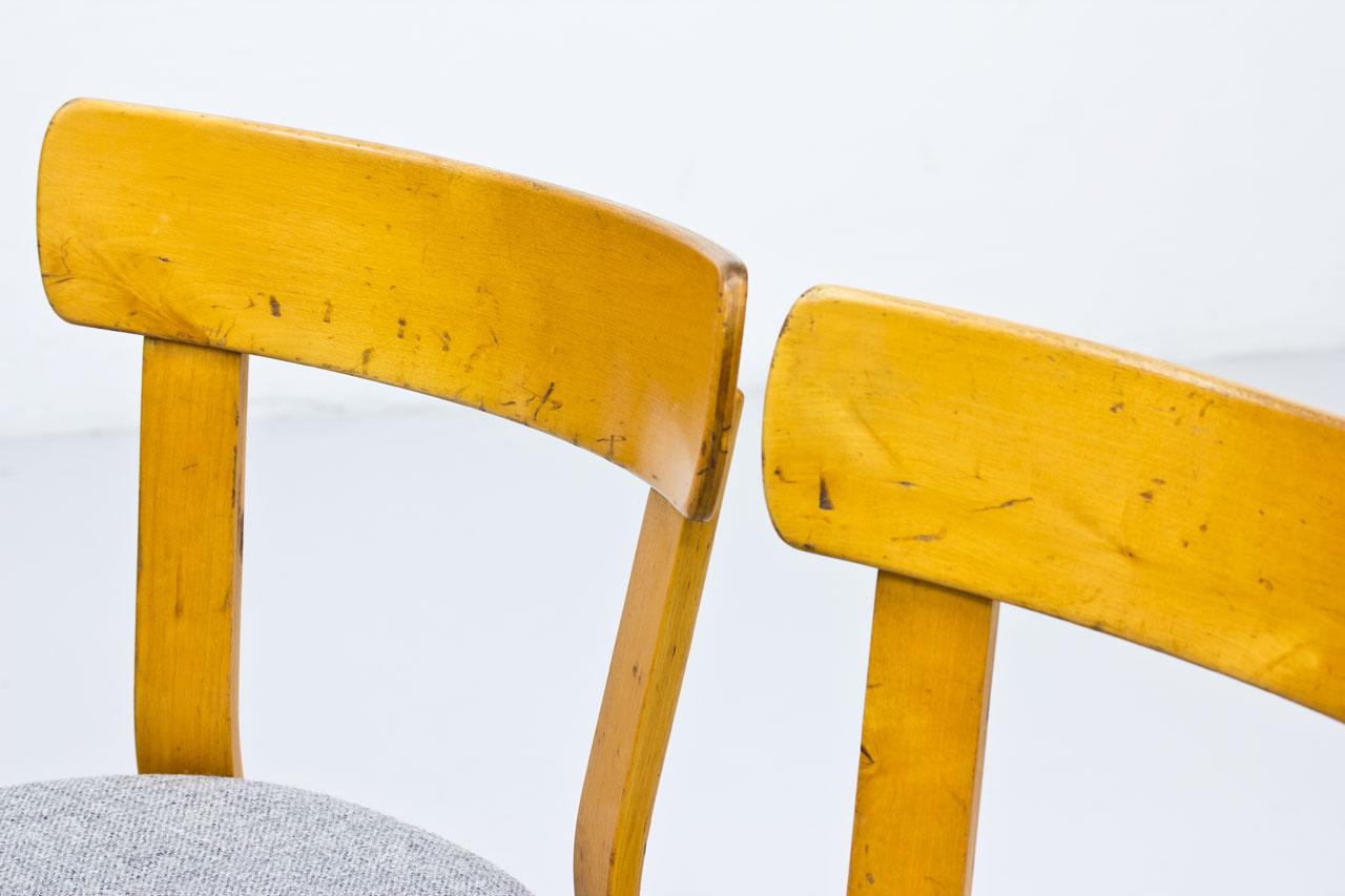 Pair of Model 69 Chairs by Alvar Aalto 3