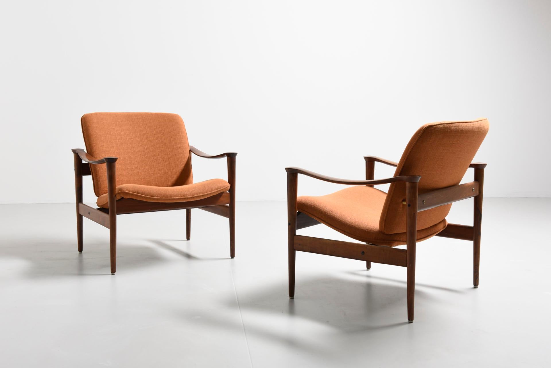 Pair of Model 711 Rosewood Armchairs by Fredrik A. Kayser, 1950s 2
