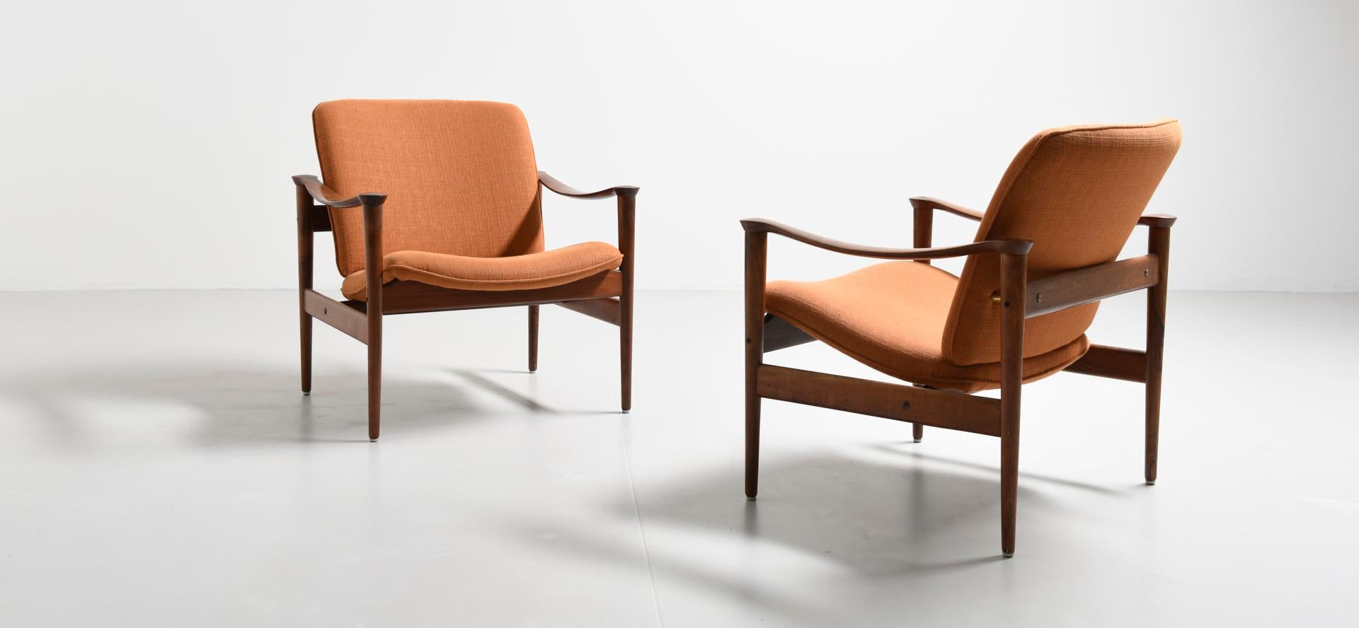 Pair of Model 711 Rosewood Armchairs by Fredrik A. Kayser, 1950s 3