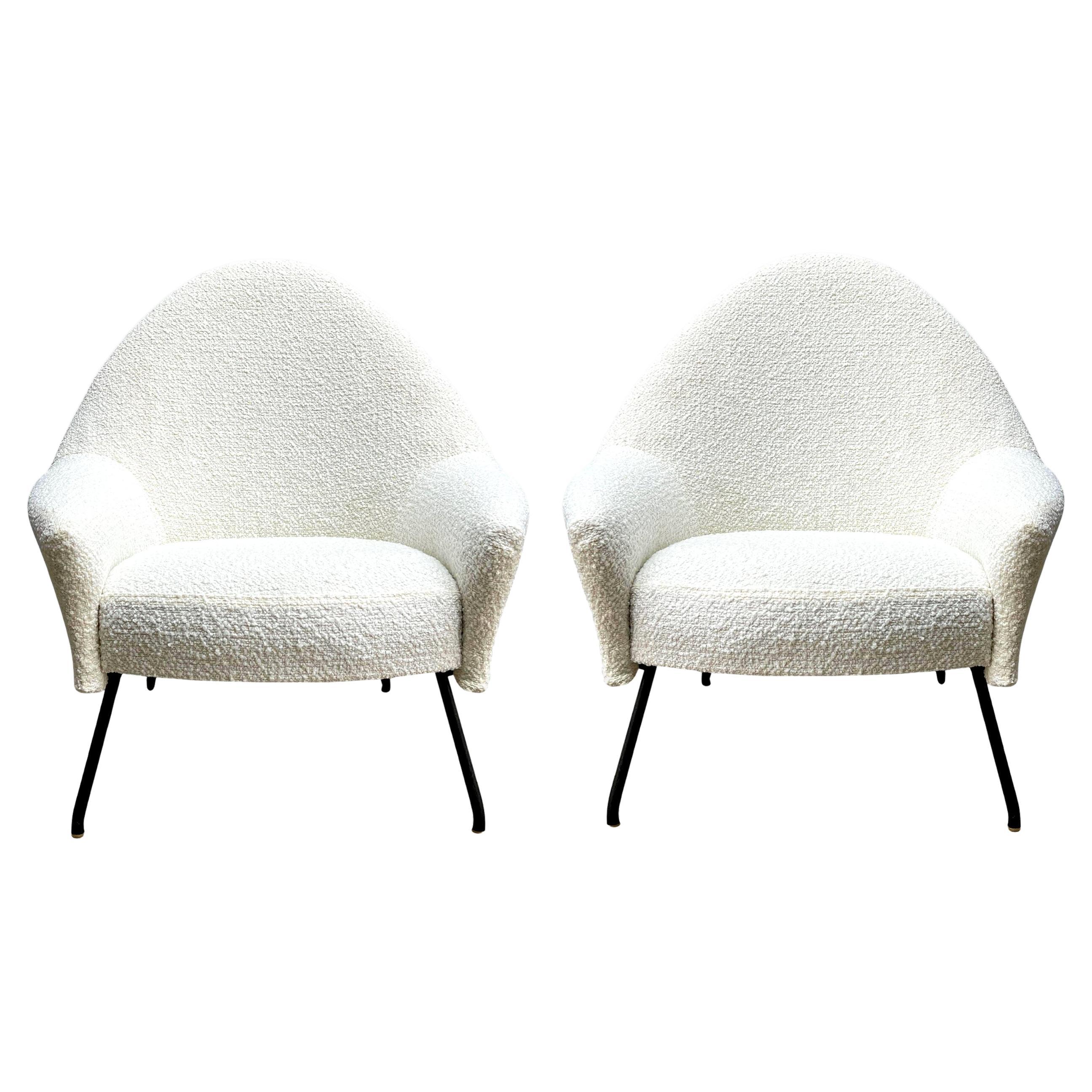 Pair of model 770 armchairs by Joseph-André Motte Ed. Steiner, France circa 1958 For Sale