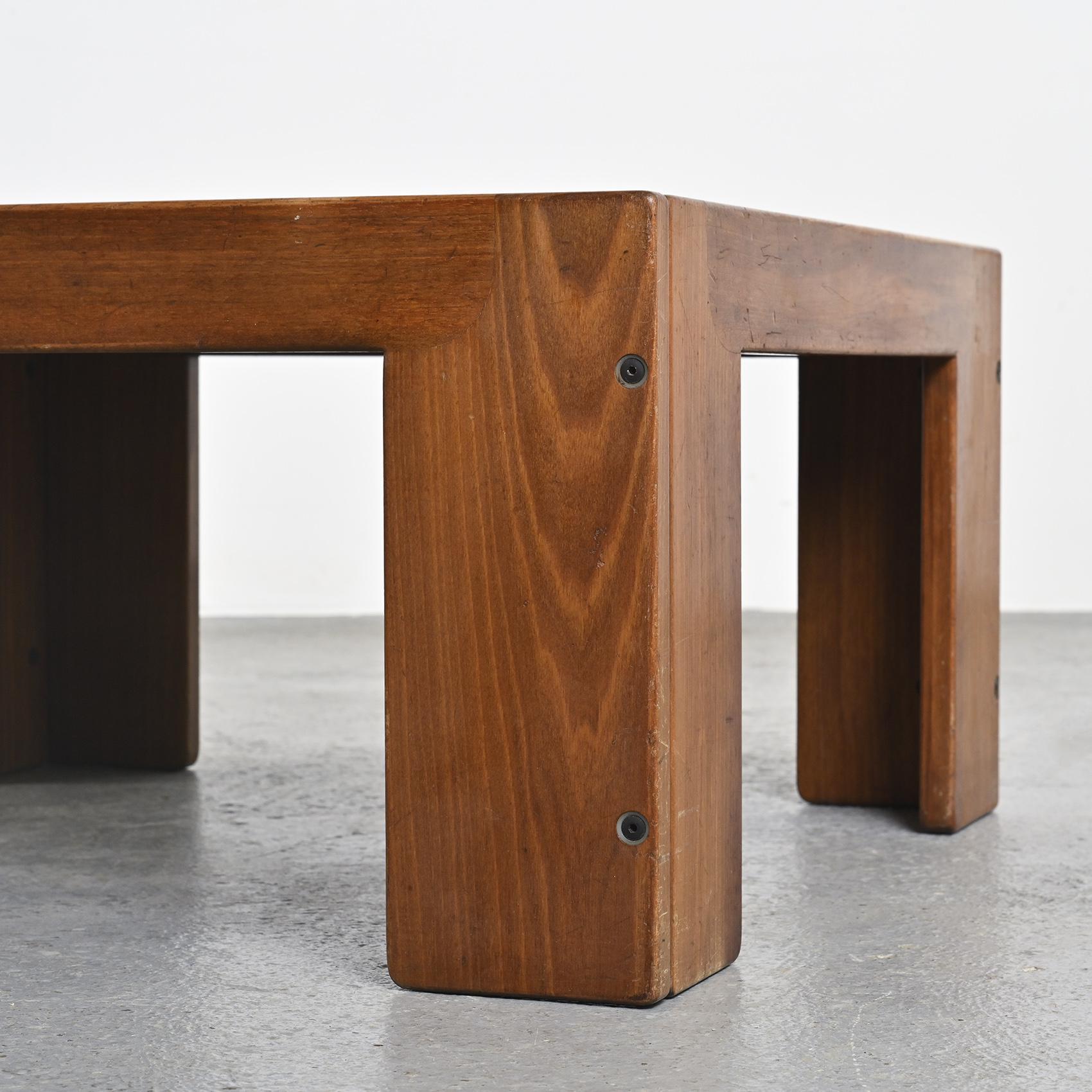 Coppia di tavolini Model 771 di Tobia Scarpa per Cassina, circa 1965 in vendita 4