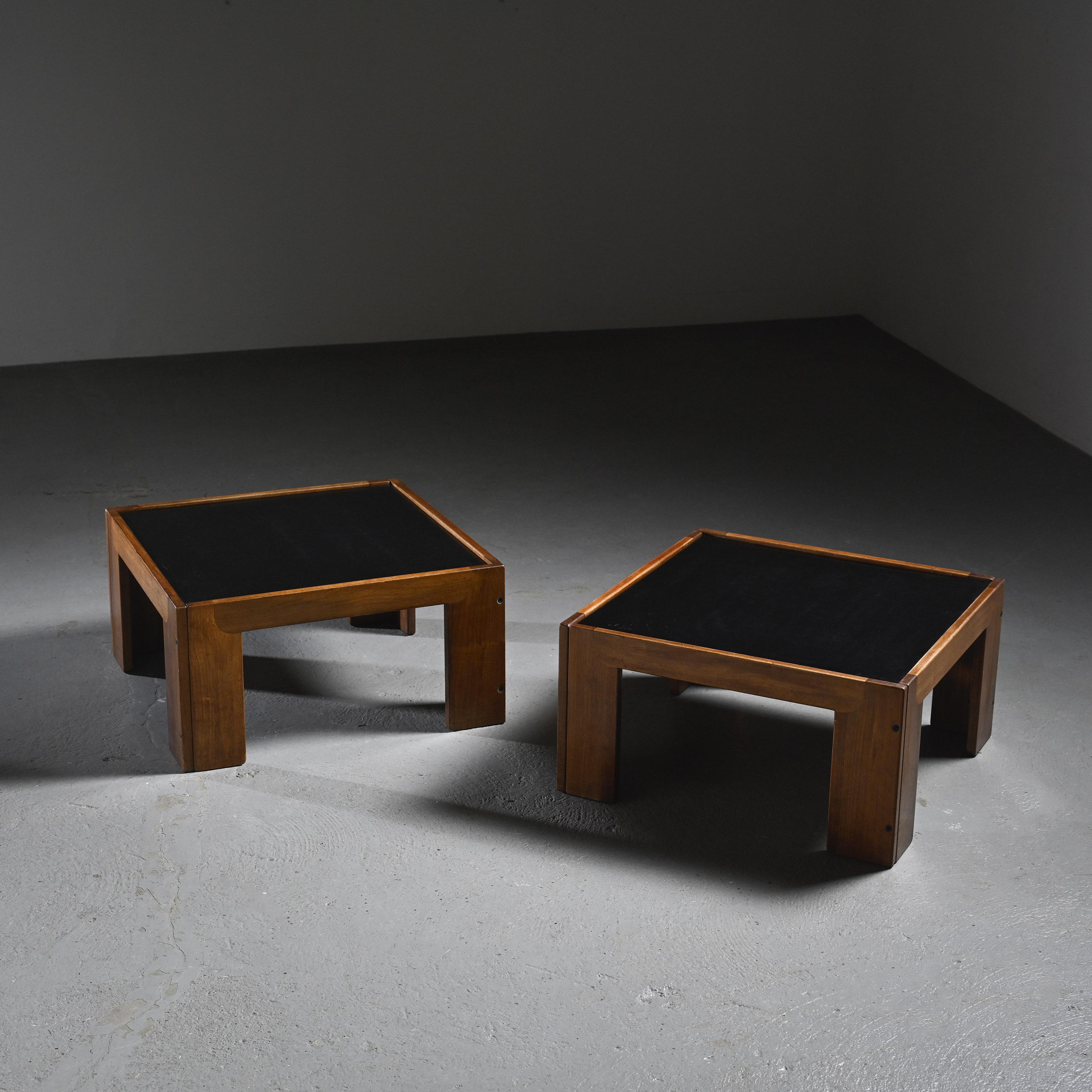 Coppia di tavolini Model 771 di Tobia Scarpa per Cassina, circa 1965 in vendita 7