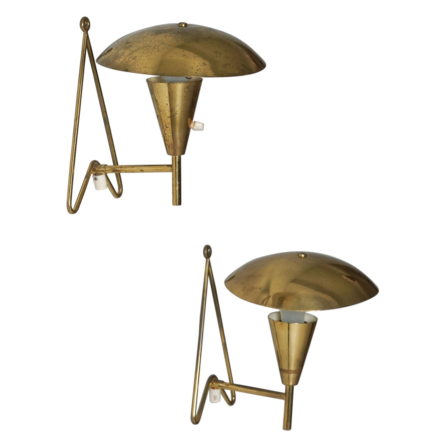 Pareja de Apliques Modelo EV 57 de Itsu, años 50