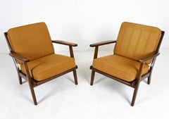 Pair of Model GE 88 Armchairs in Beech, Designed by Aage Pedersen for GETAMA