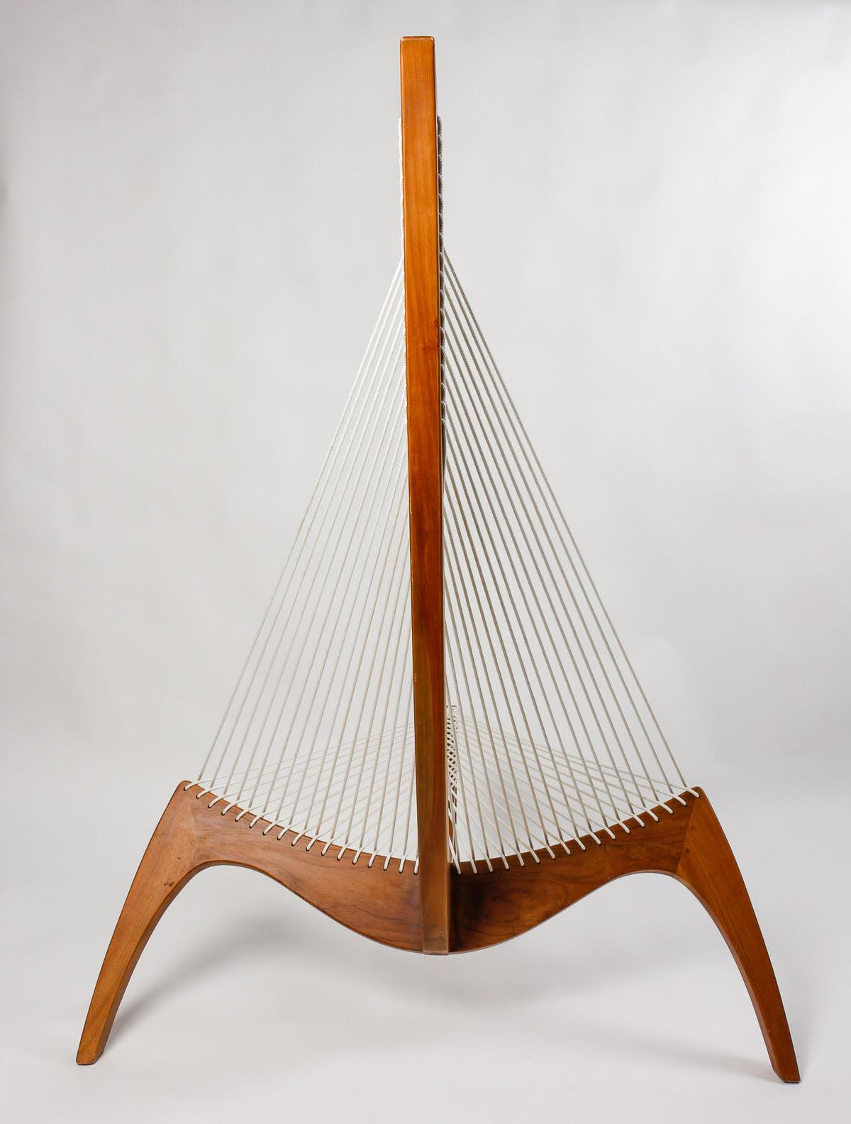 Wood Pair of Model Harpe armchairs by Jørgen Høvelskov, 20th century.