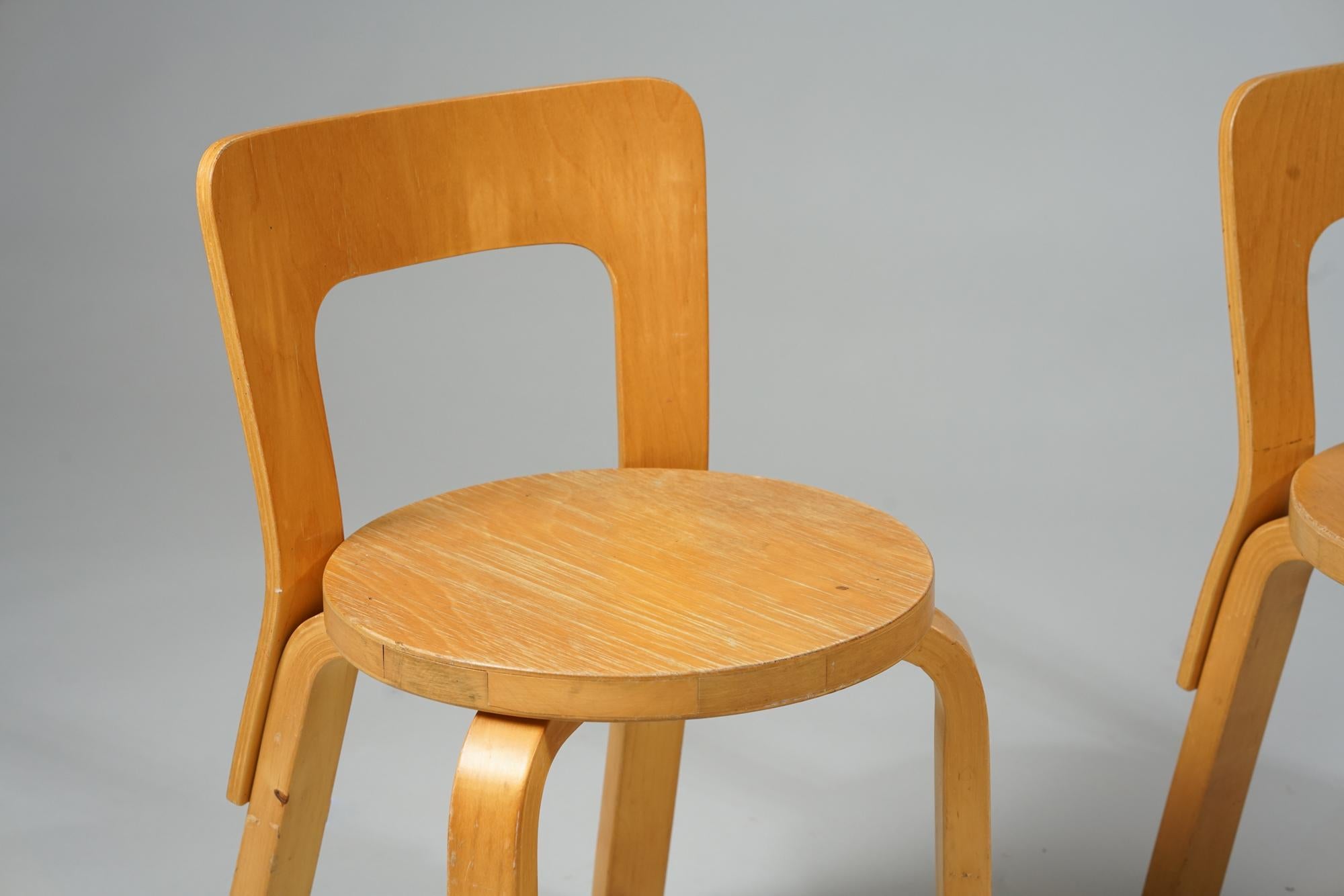 Pair of Model N65 Children's Chairs, Alvar Aalto, Artek, 1960s In Good Condition In Helsinki, Uusimaa